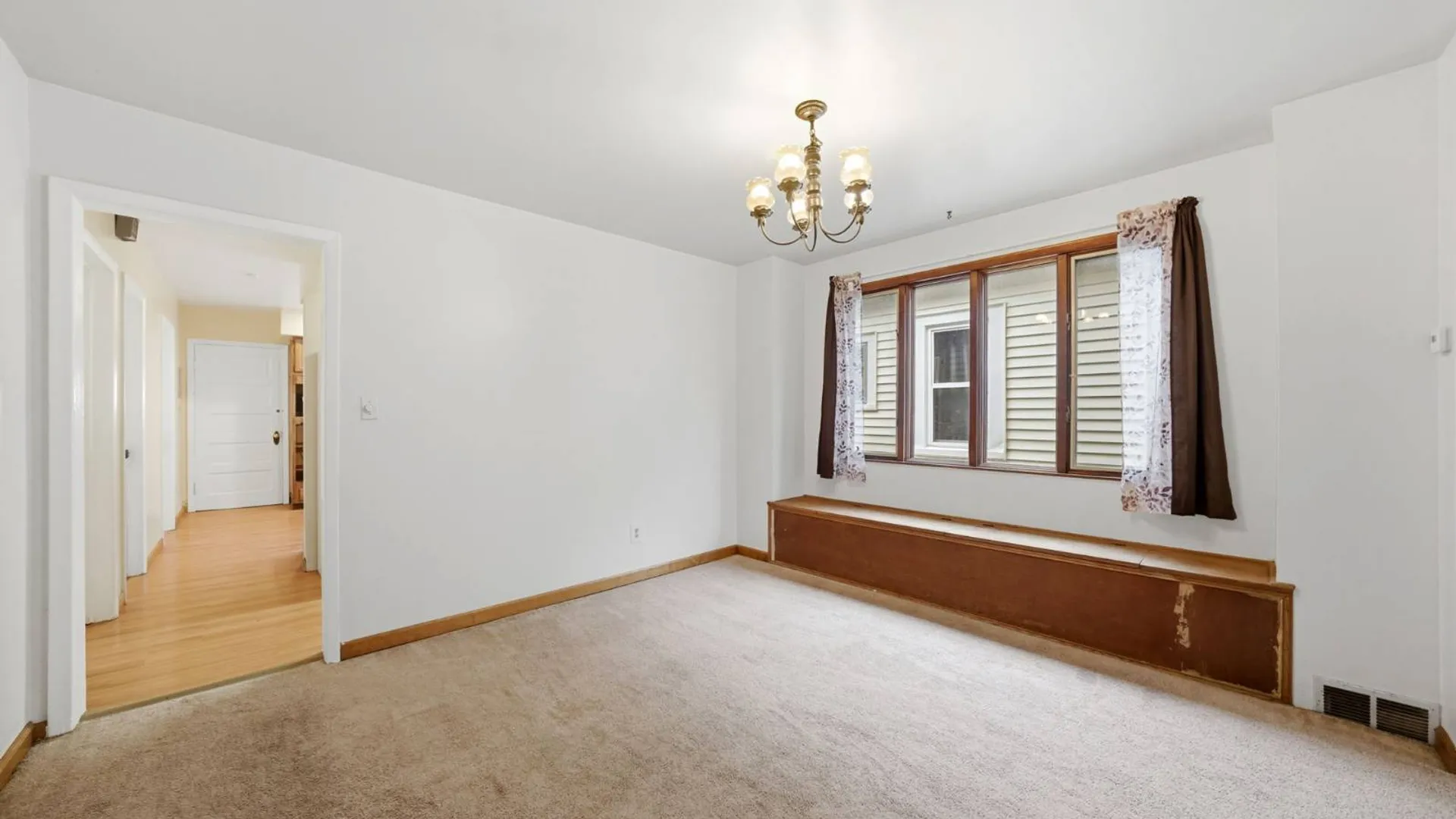 Property at 421 West Delavan Avenue, Buffalo, NY 14213 14