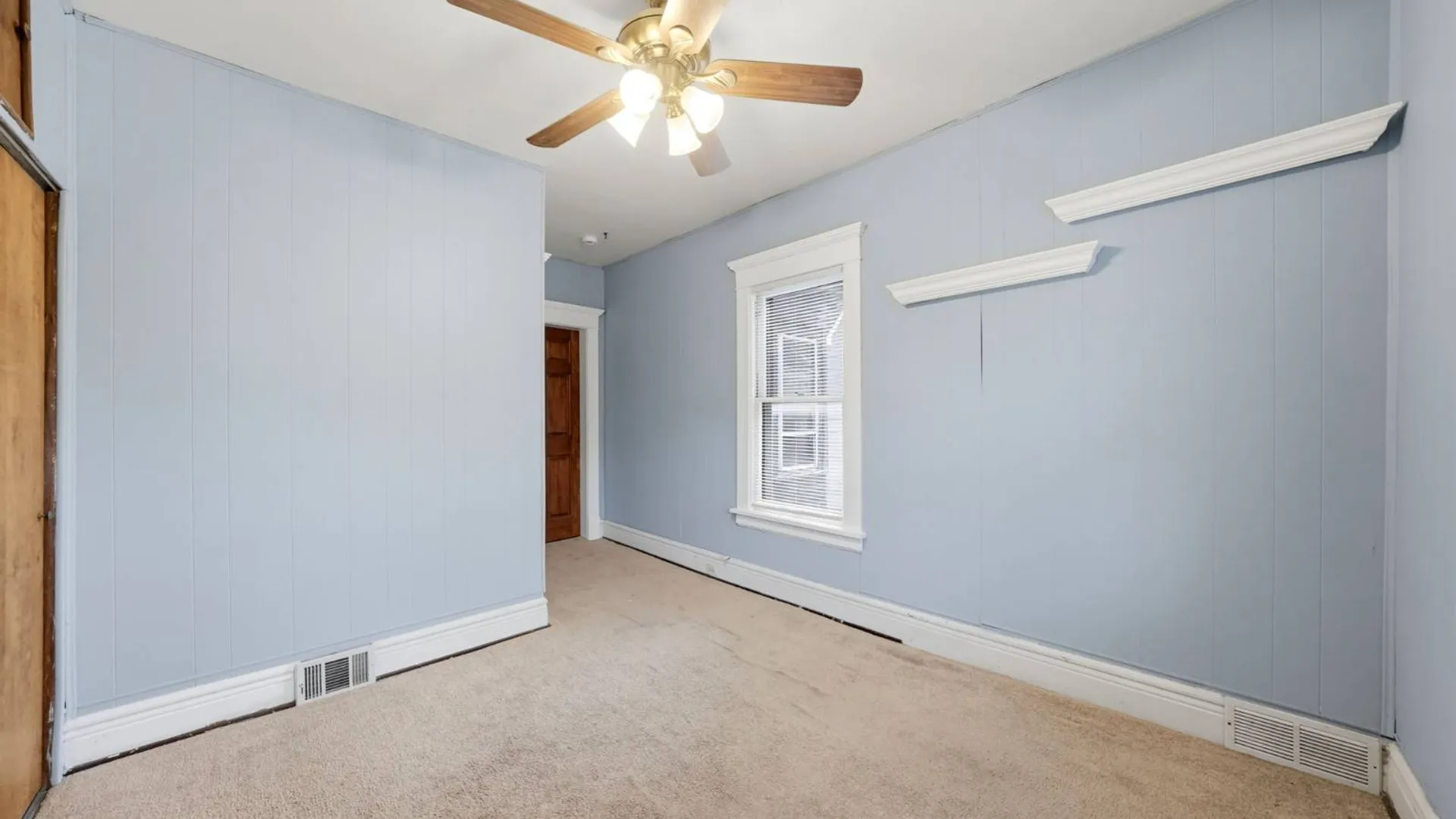 Property at 421 West Delavan Avenue, Buffalo, NY 14213 26