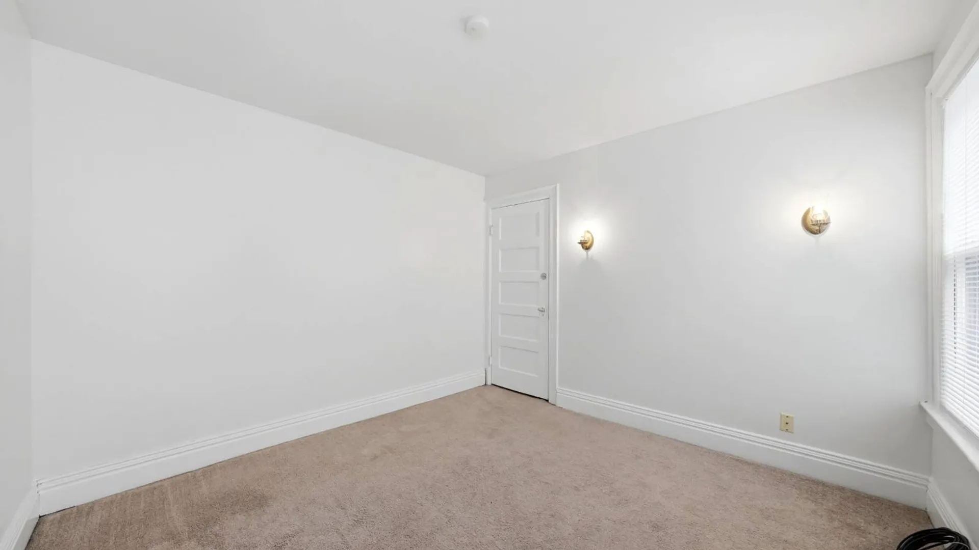 Property at 421 West Delavan Avenue, Buffalo, NY 14213 33