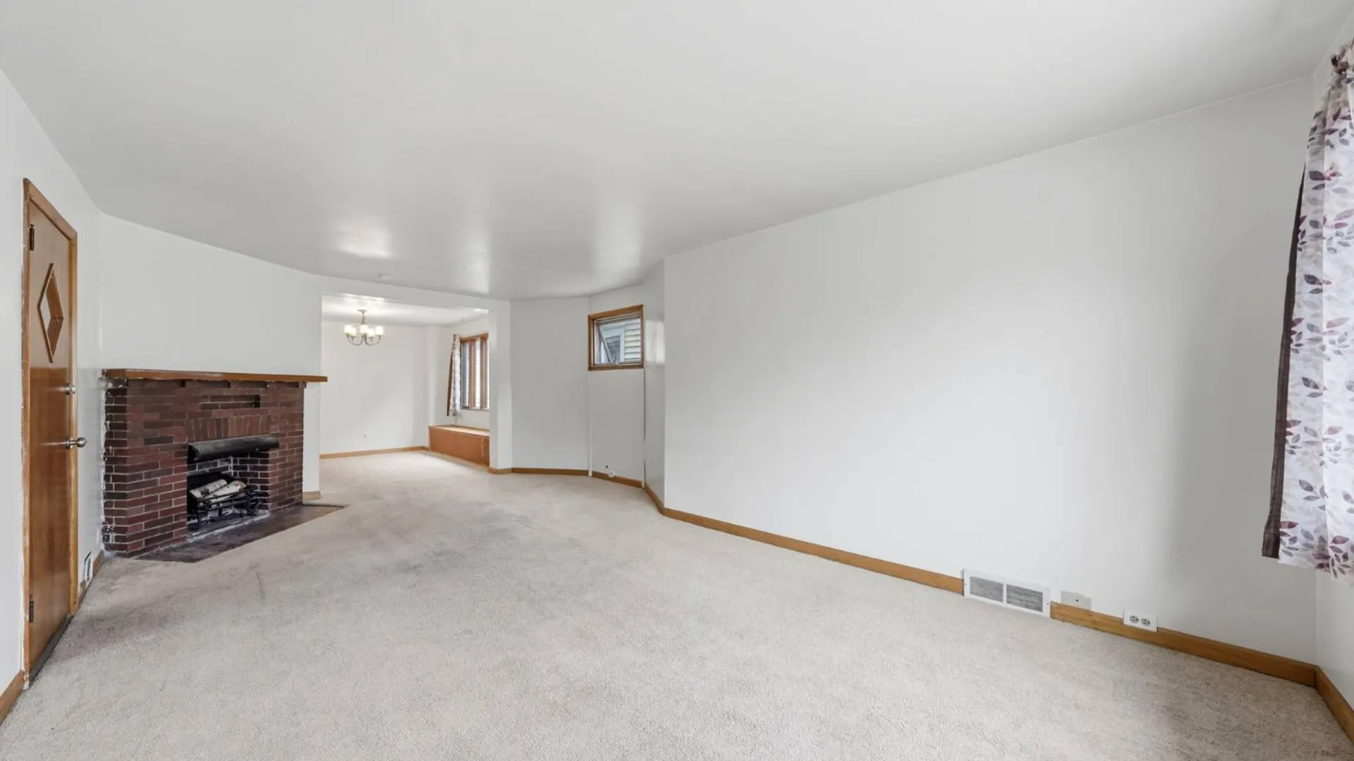 Property at 421 West Delavan Avenue, Buffalo, NY 14213 8
