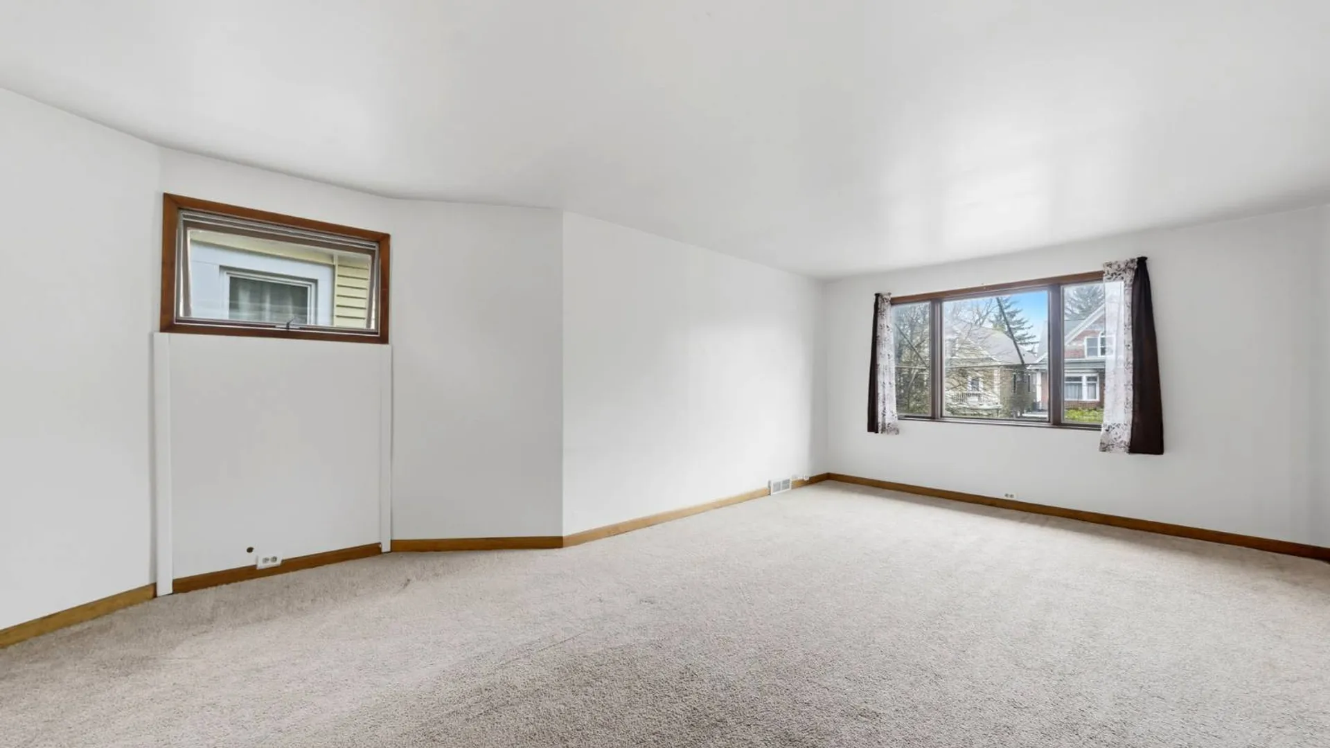 Property at 421 West Delavan Avenue, Buffalo, NY 14213 9