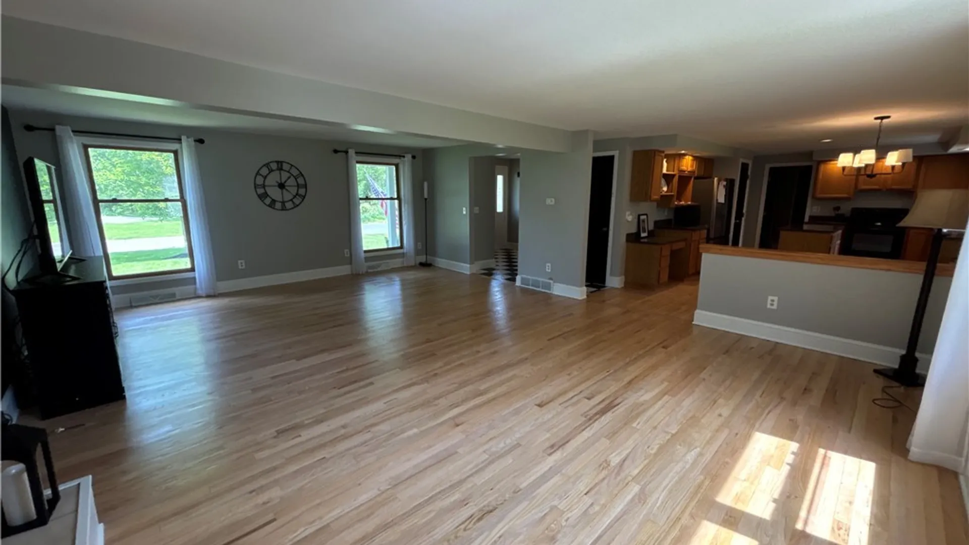 Property at 7888 E Ridge Pointe Drive, Manlius, NY 13066 12