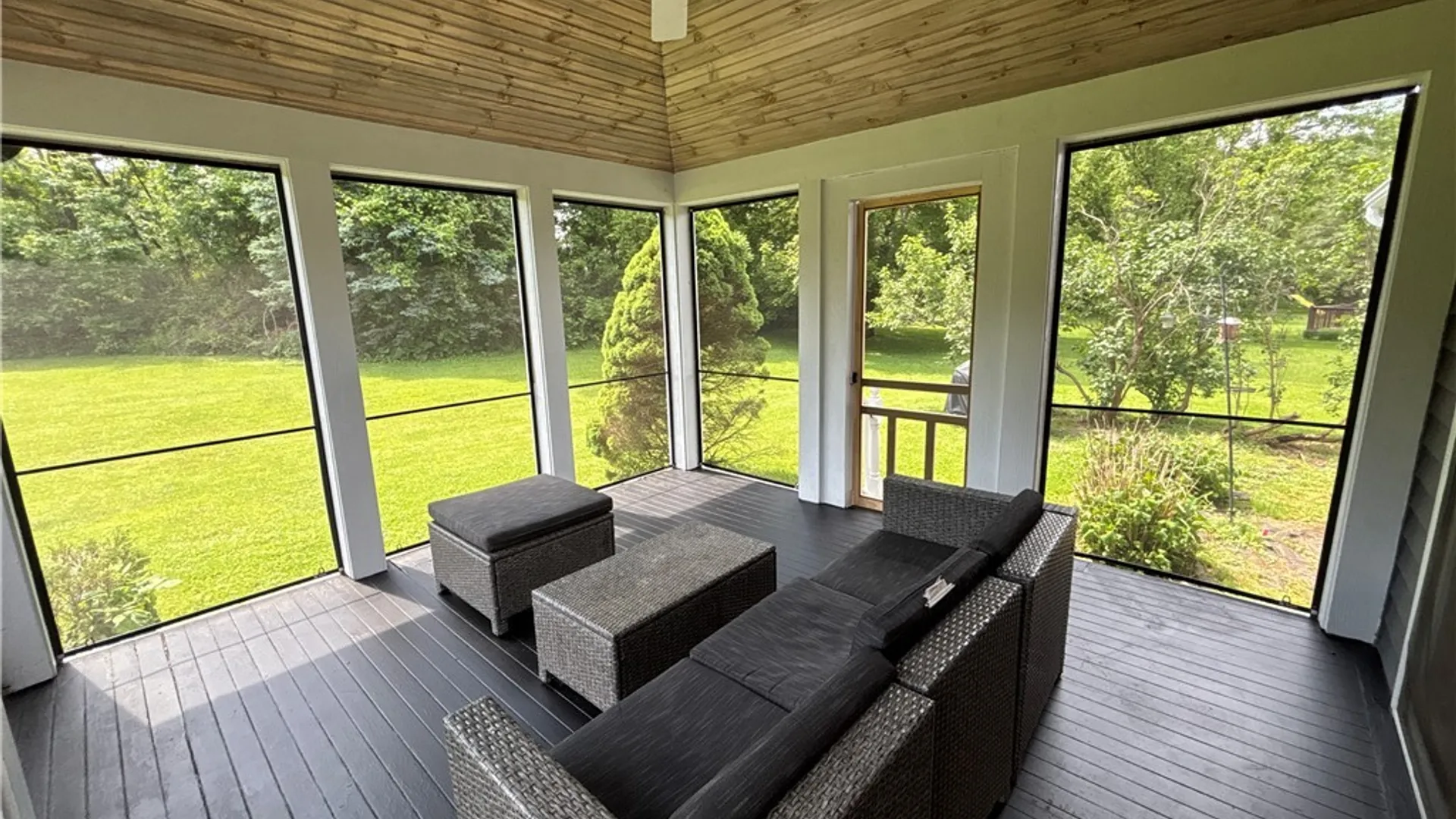 Property at 7888 E Ridge Pointe Drive, Manlius, NY 13066 24