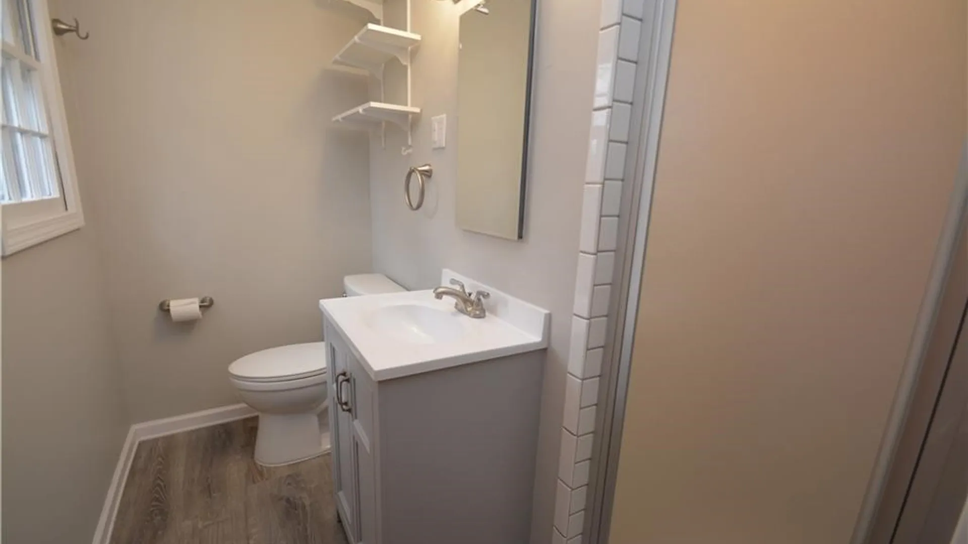 Property at 28 Candlewood Drive, Pittsford, NY 14534 16