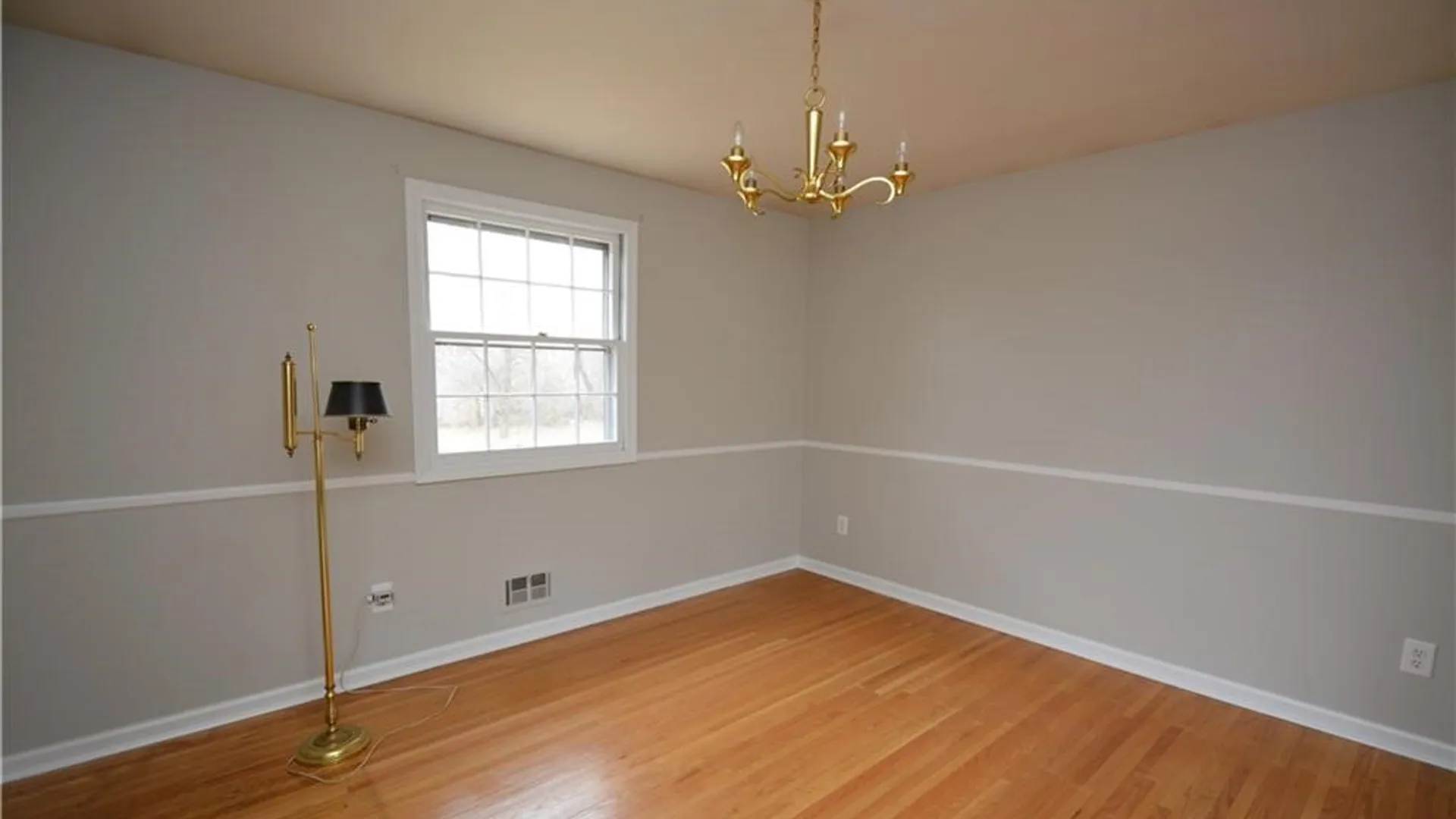 Property at 28 Candlewood Drive, Pittsford, NY 14534 9