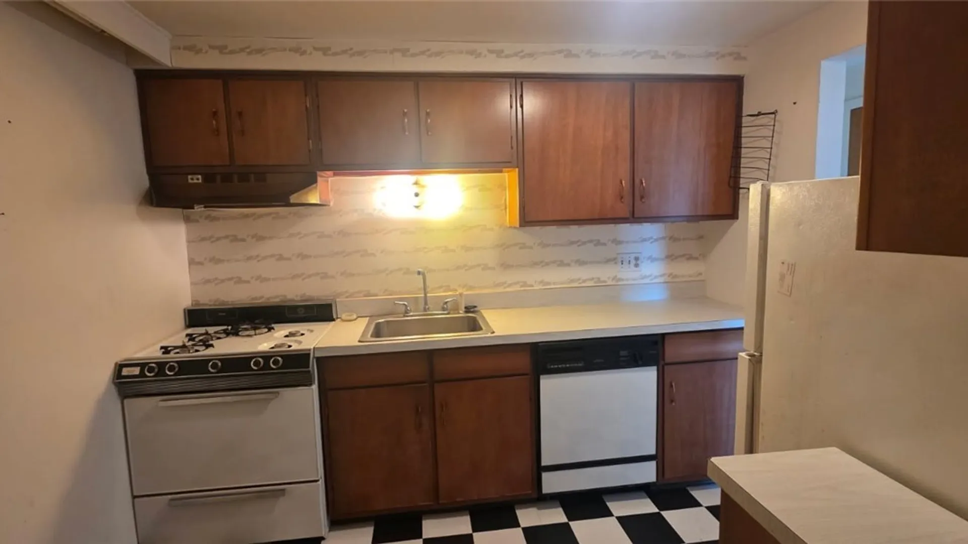 Property at 10 Wayne, Amherst, NY 14225 2