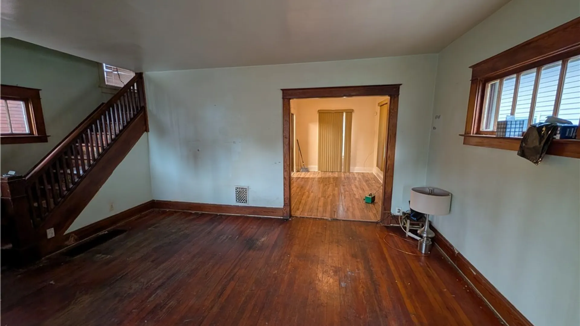 Property at 752 Spruce Avenue, Niagara Falls, NY 14301 4