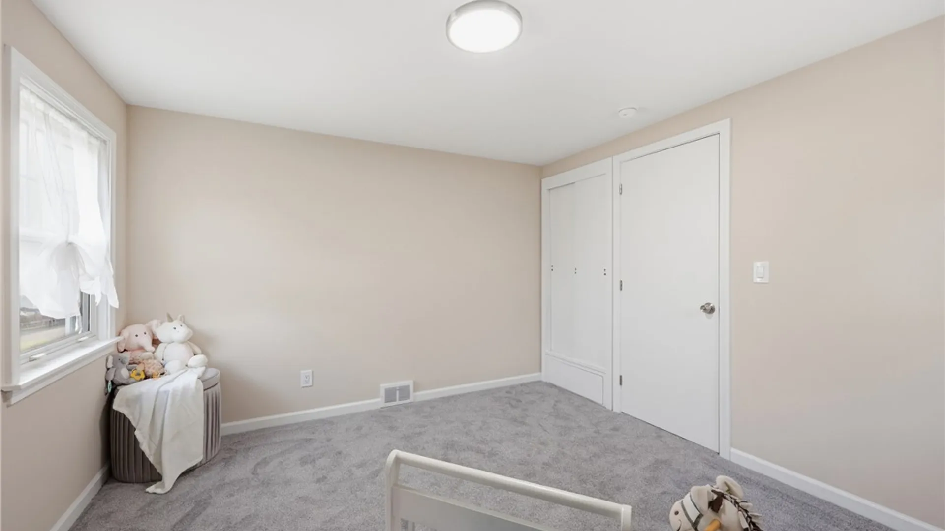 Property at 51 Hillcrest Drive, West Seneca, NY 14224 16