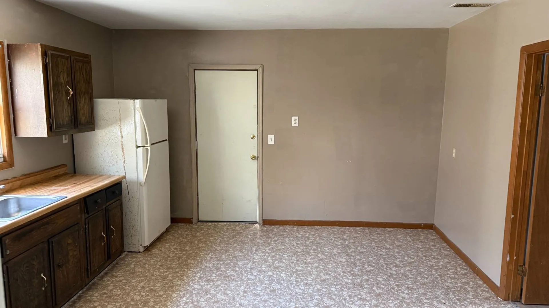 Property at 1119 Willis Ave, Syracuse, NY 13204 21