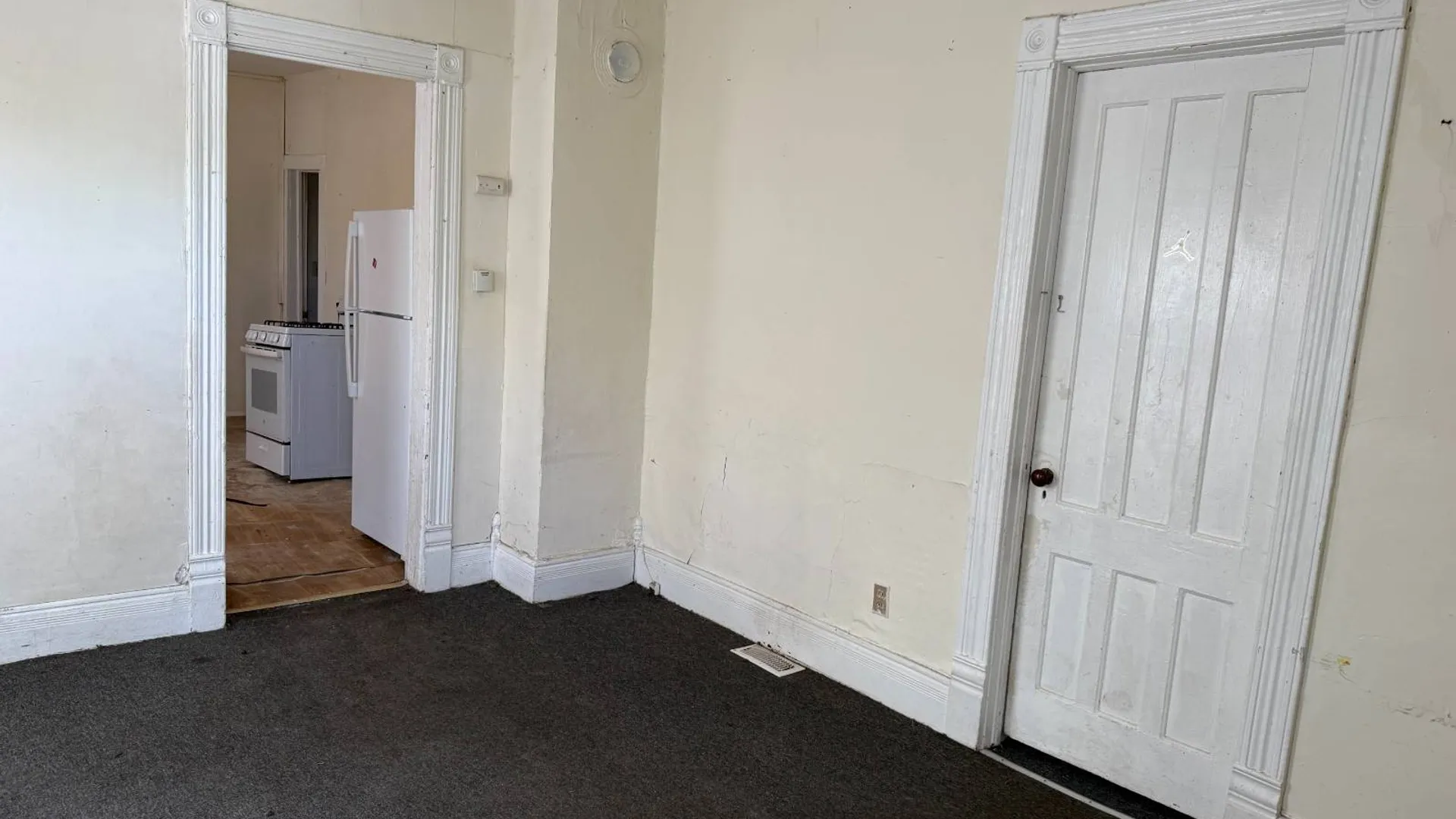 Property at 1119 Willis Ave, Syracuse, NY 13204 8