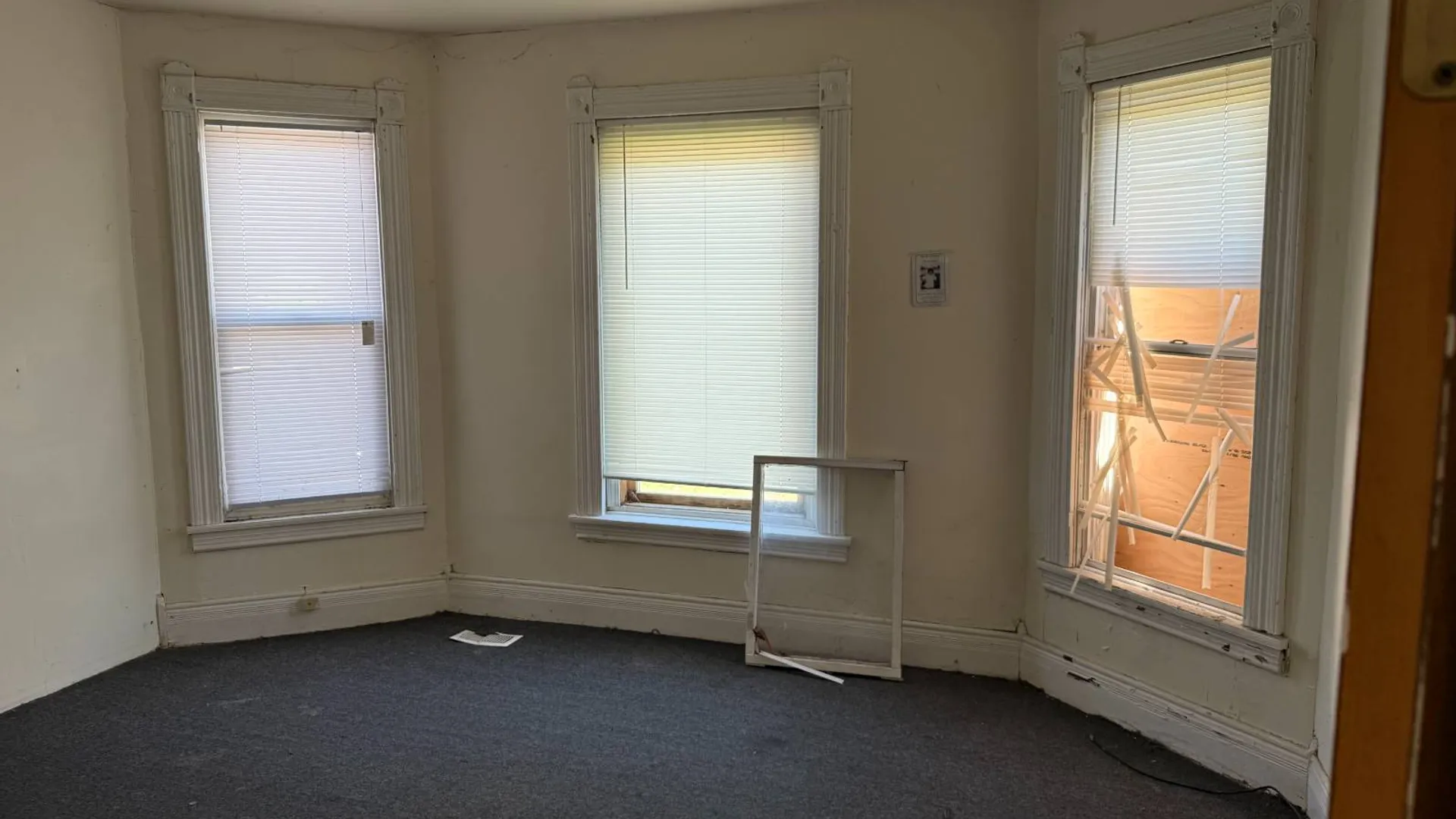 Property at 1119 Willis Ave, Syracuse, NY 13204 9