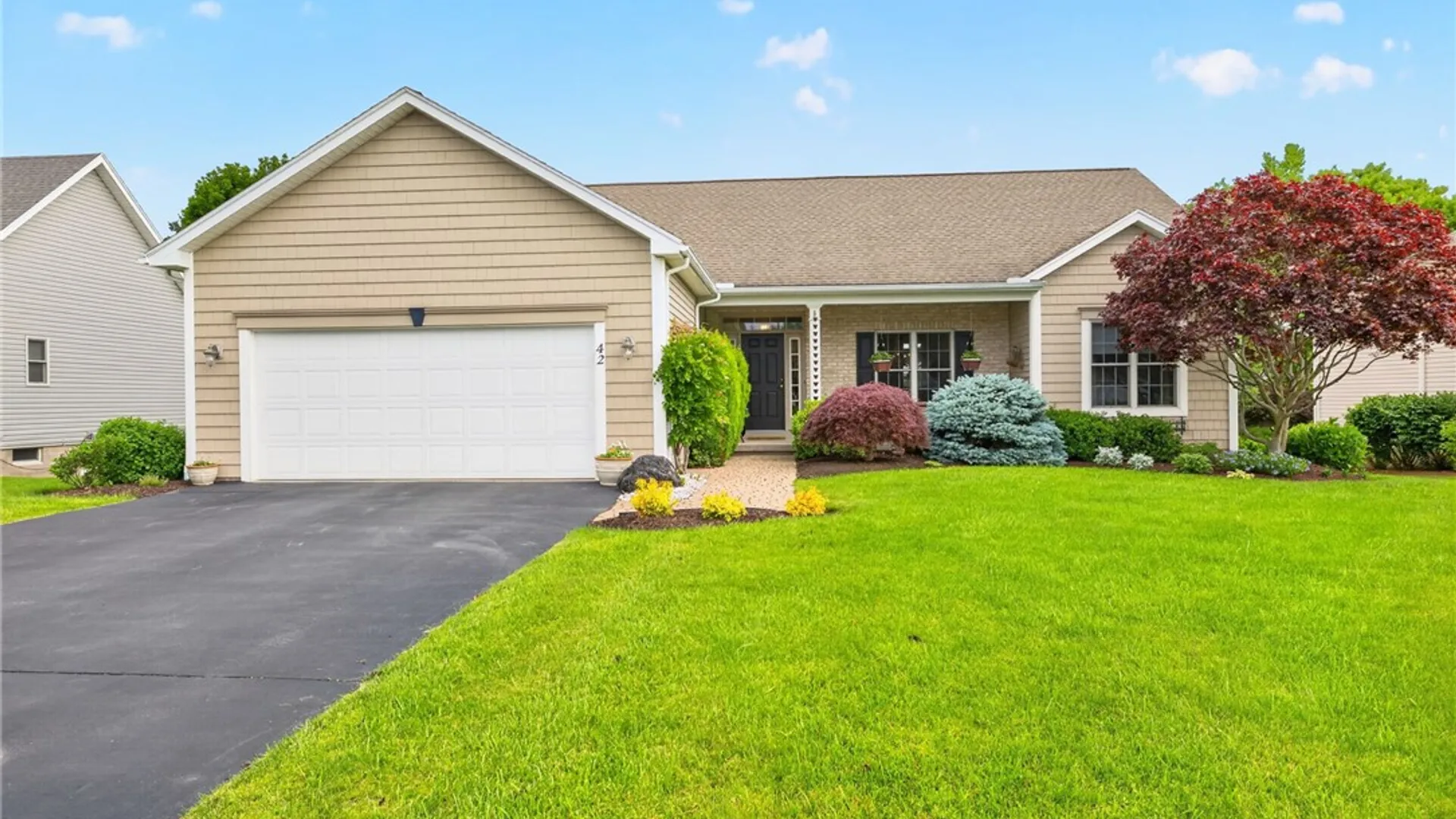 Property at 42 Peaceful Harbor Ln, Webster, NY 14580 2