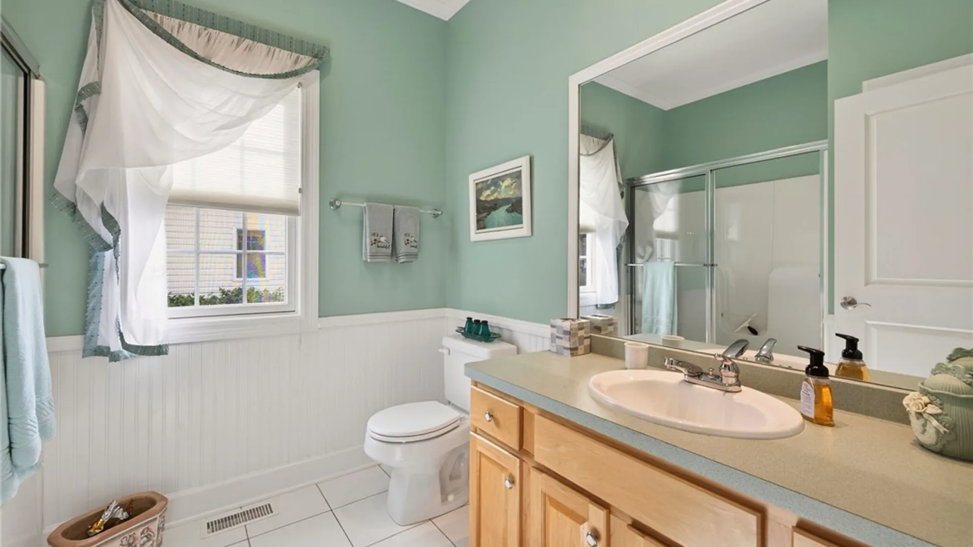 Property at 42 Peaceful Harbor Ln, Webster, NY 14580 31