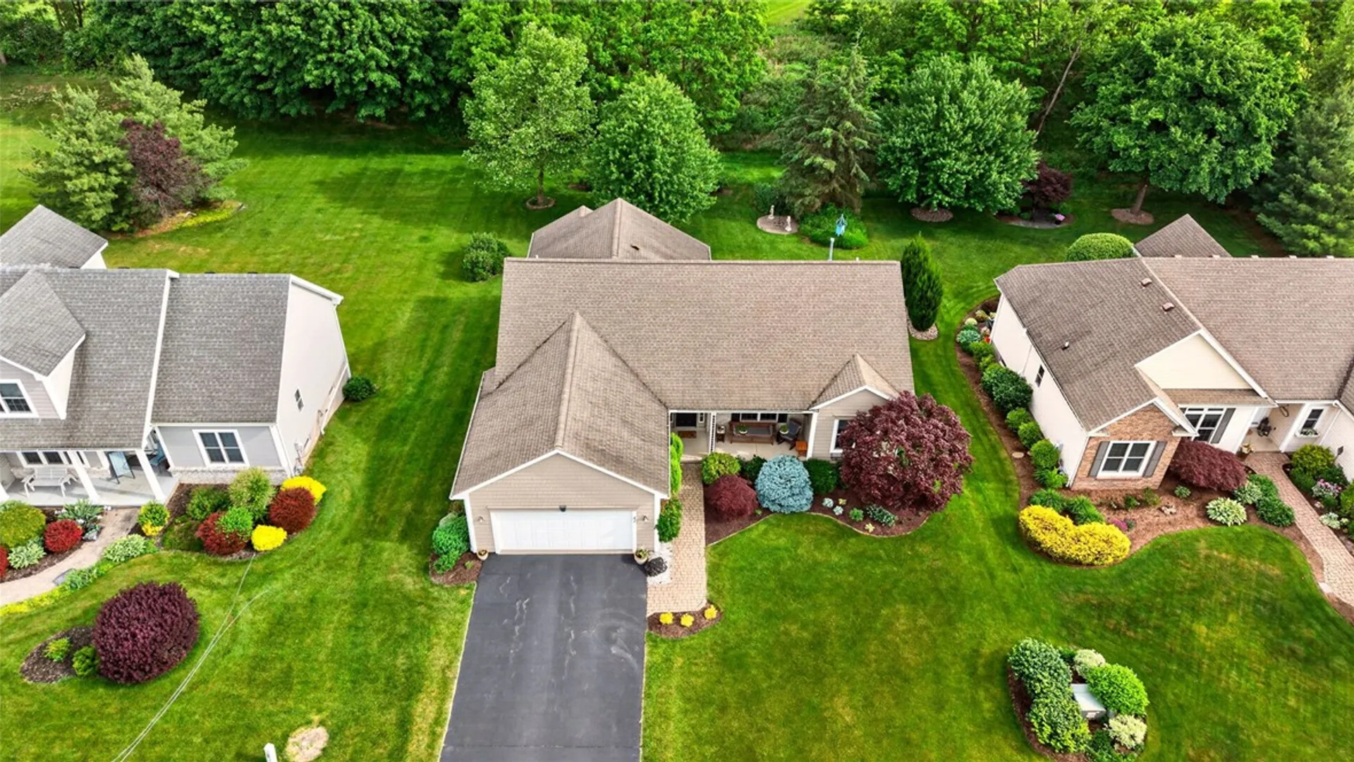 Property at 42 Peaceful Harbor Ln, Webster, NY 14580 36