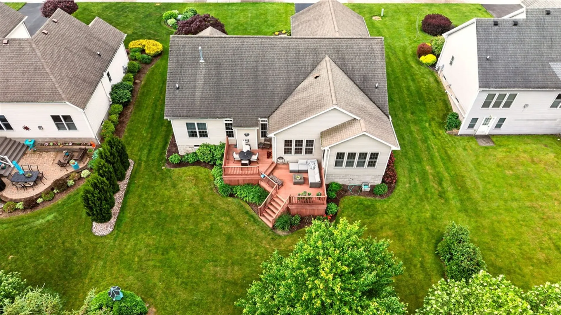 Property at 42 Peaceful Harbor Ln, Webster, NY 14580 37