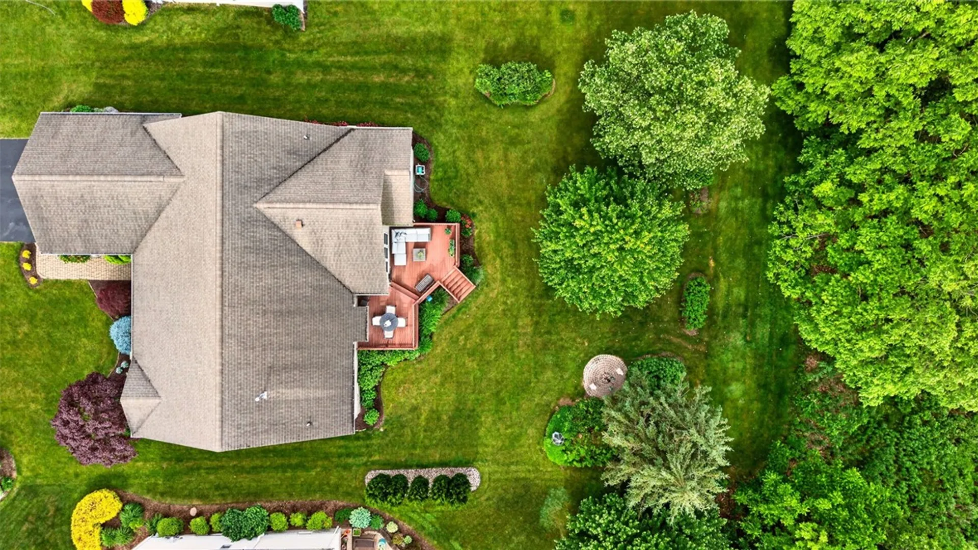Property at 42 Peaceful Harbor Ln, Webster, NY 14580 39