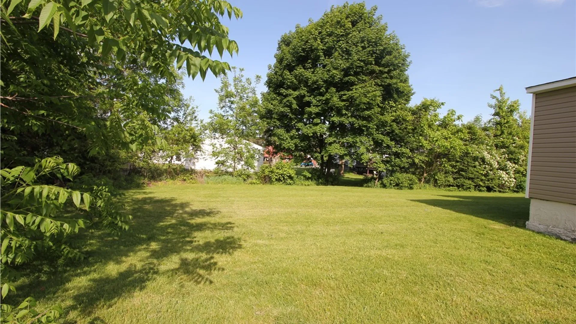Property at 102 Bennett Street, DeWitt, NY 13057 2