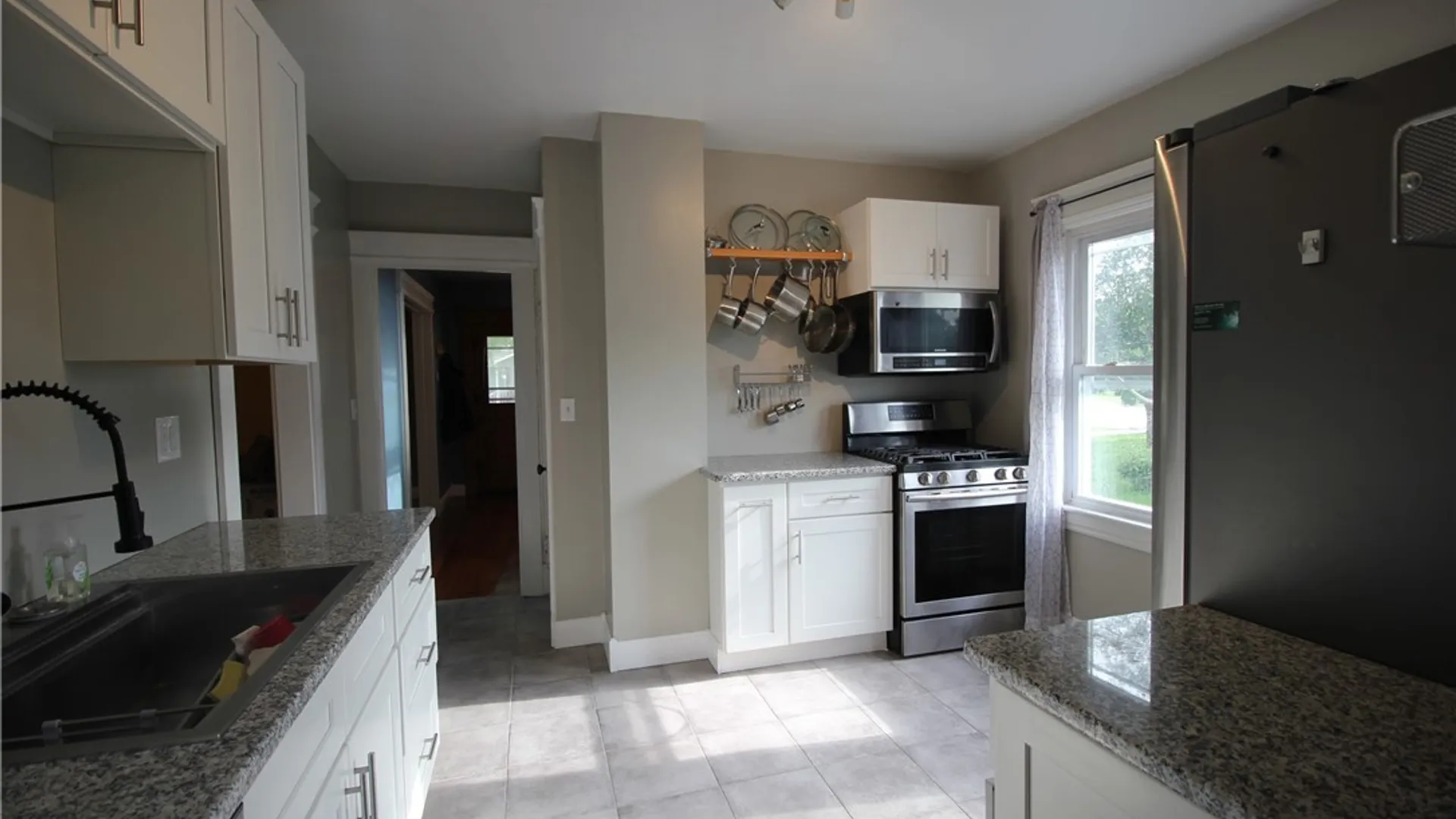 Property at 102 Bennett Street, DeWitt, NY 13057 4