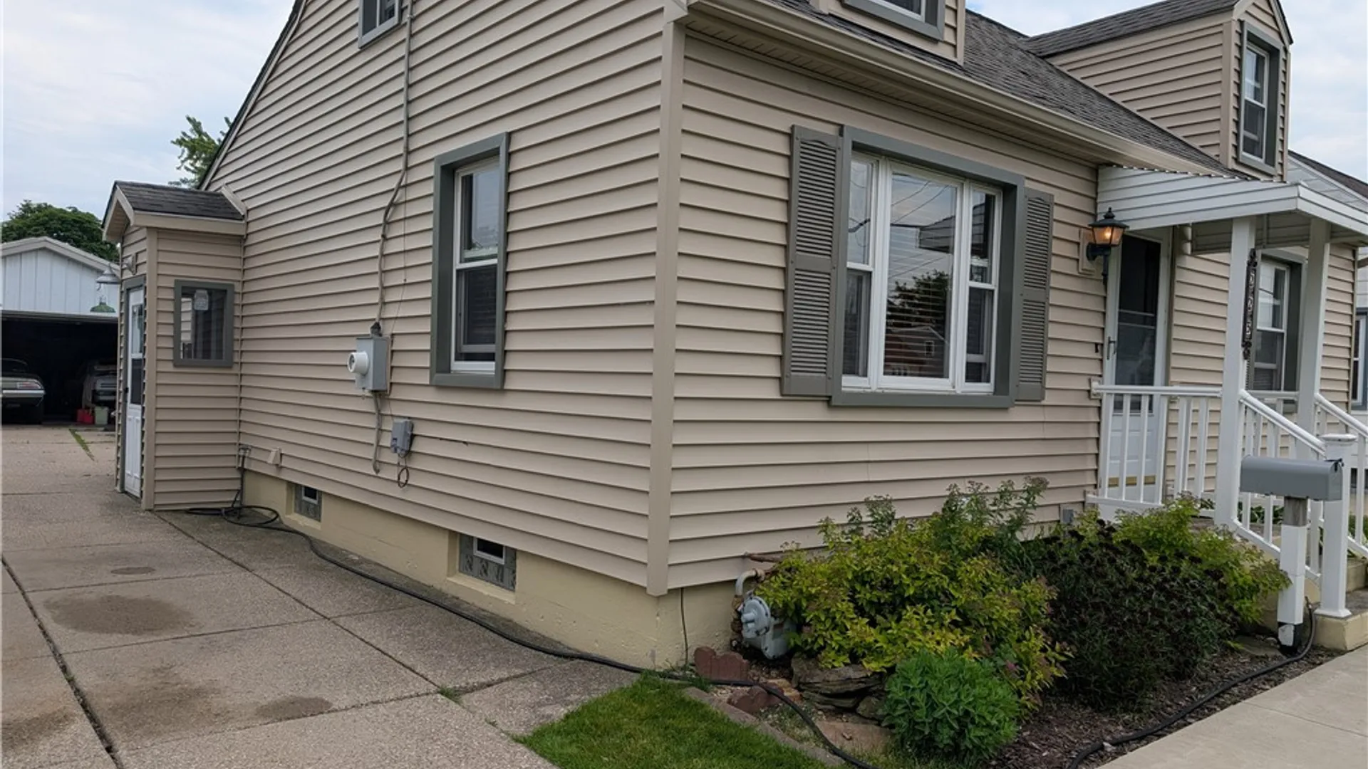 Property at 223 Crisfield Avenue, Cheektowaga, NY 14206 4