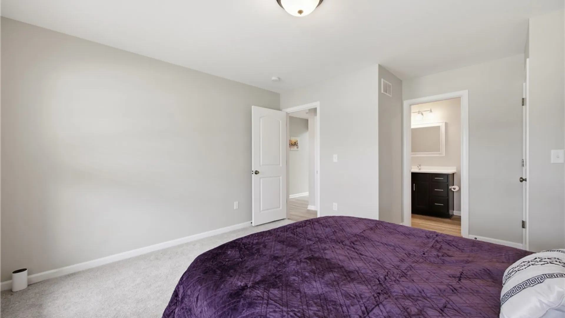 Property at 13 Canalview Terrace, Amherst, NY 14228 17