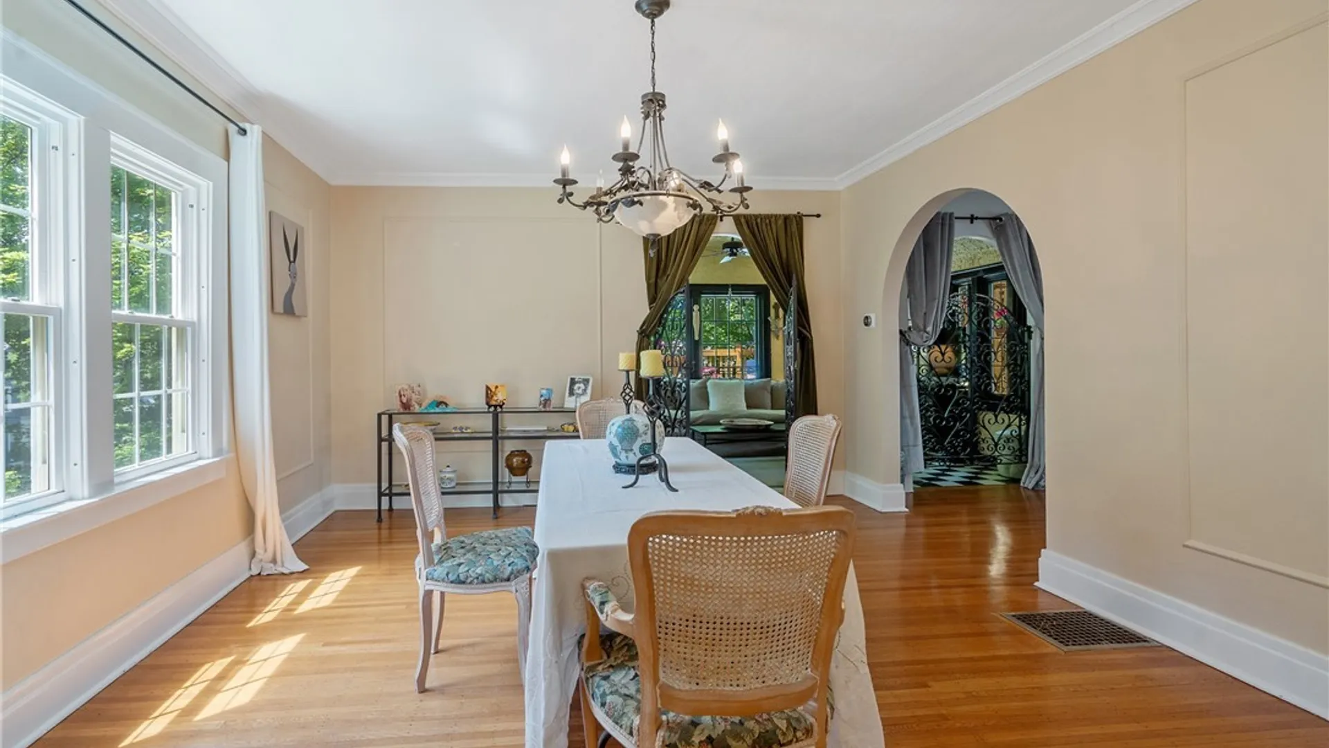 Property at 109 Euclid Terrace, Syracuse, NY 13210 11