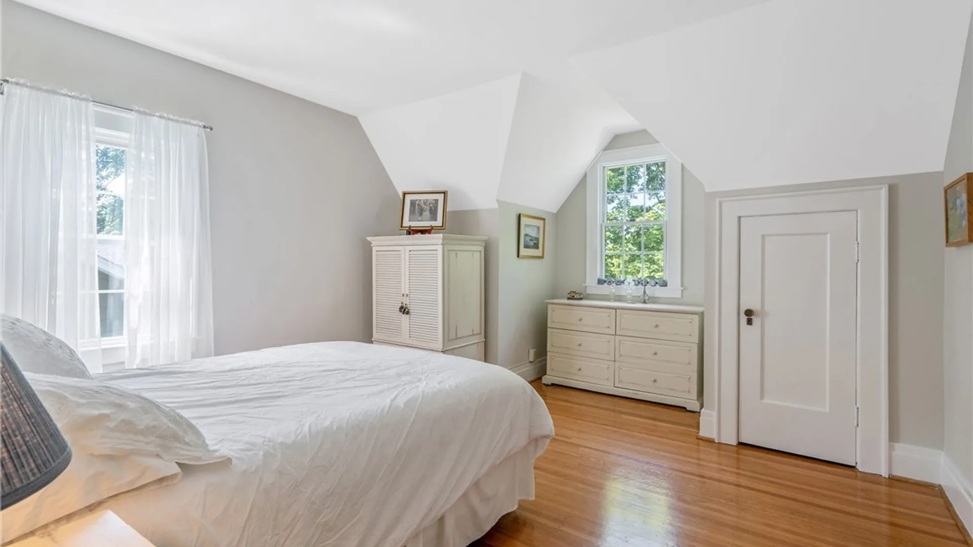 Property at 109 Euclid Terrace, Syracuse, NY 13210 27