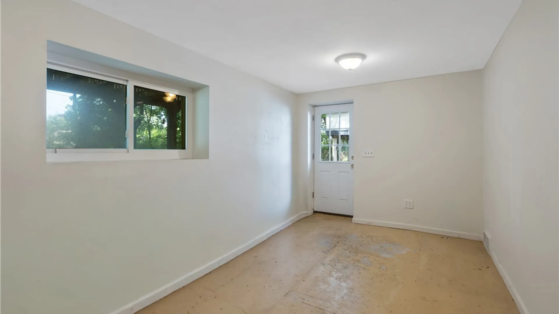 Property at 109 Euclid Terrace, Syracuse, NY 13210 34