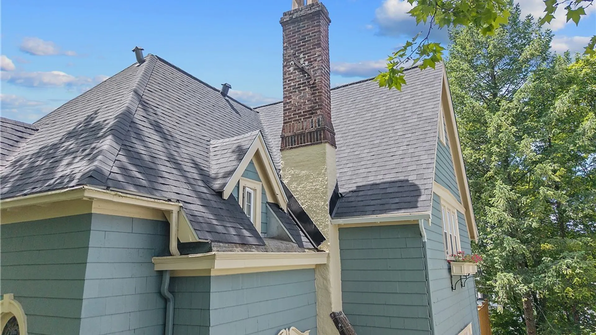 Property at 109 Euclid Terrace, Syracuse, NY 13210 39