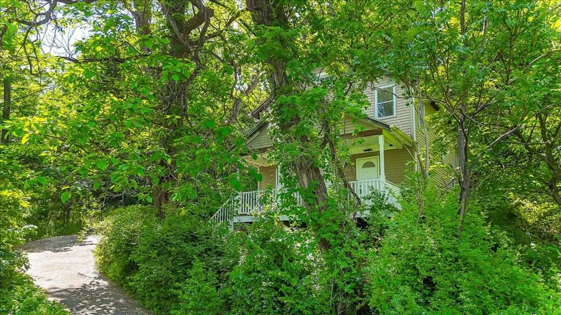 Property at 629 South Road, Milton, NY 12547 4