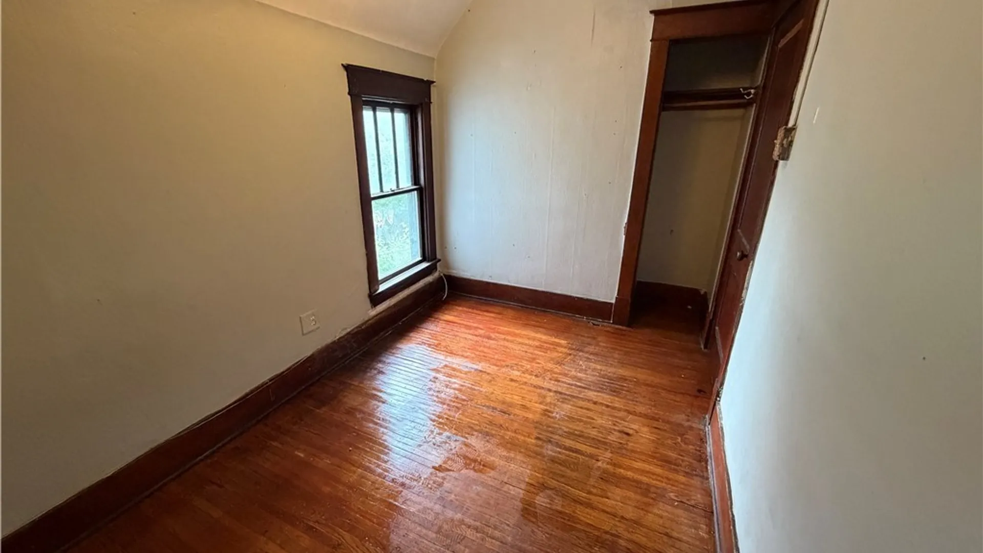 Property at 49 15th Street, Buffalo, NY 14213 10