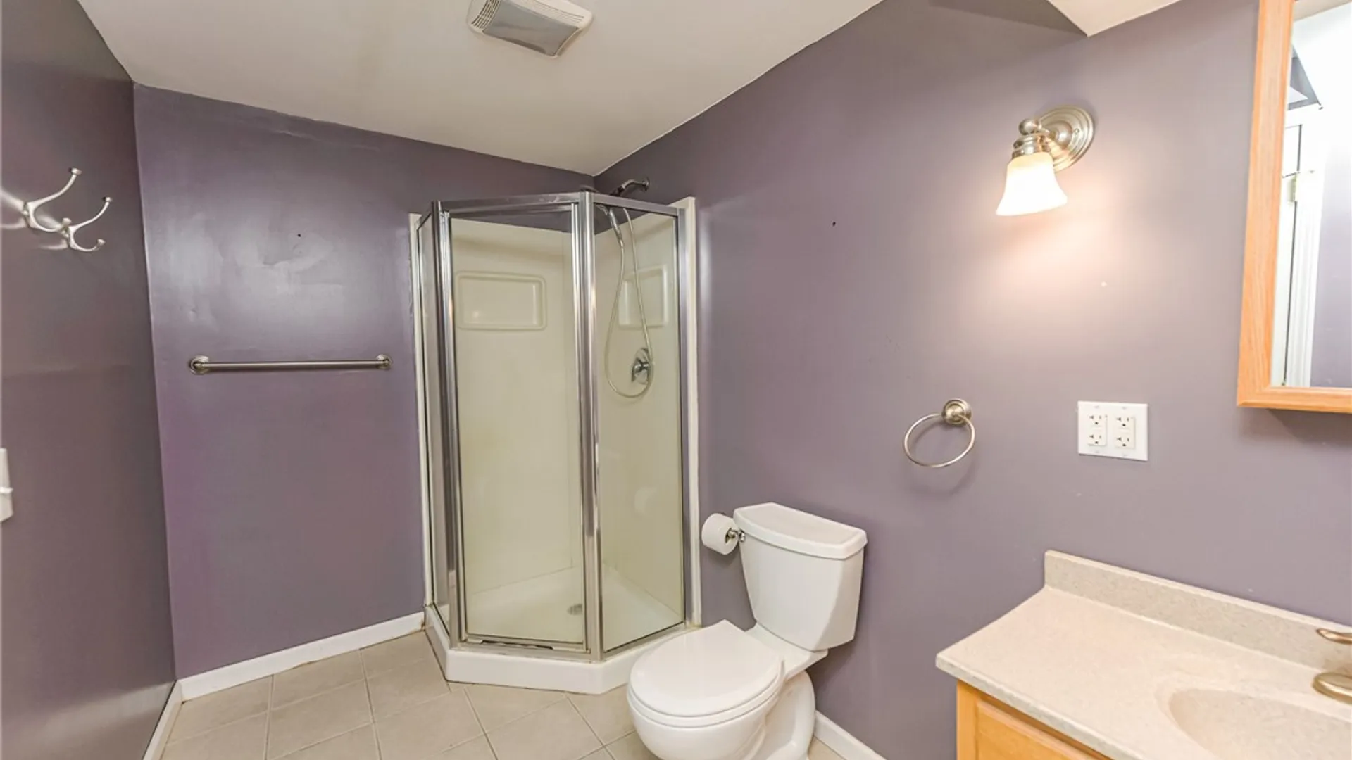 Property at 32 Walzer Road, Irondequoit, NY 14622 26