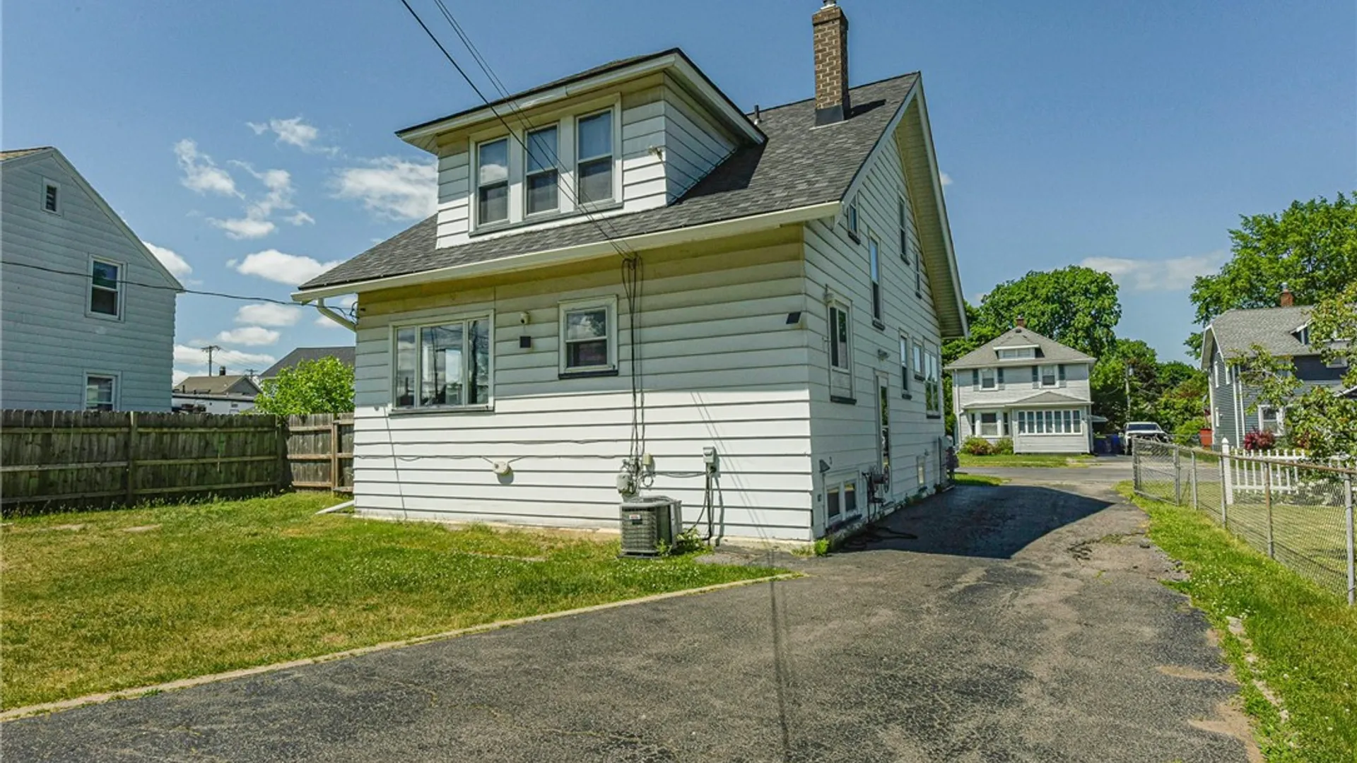 Property at 32 Walzer Road, Irondequoit, NY 14622 28