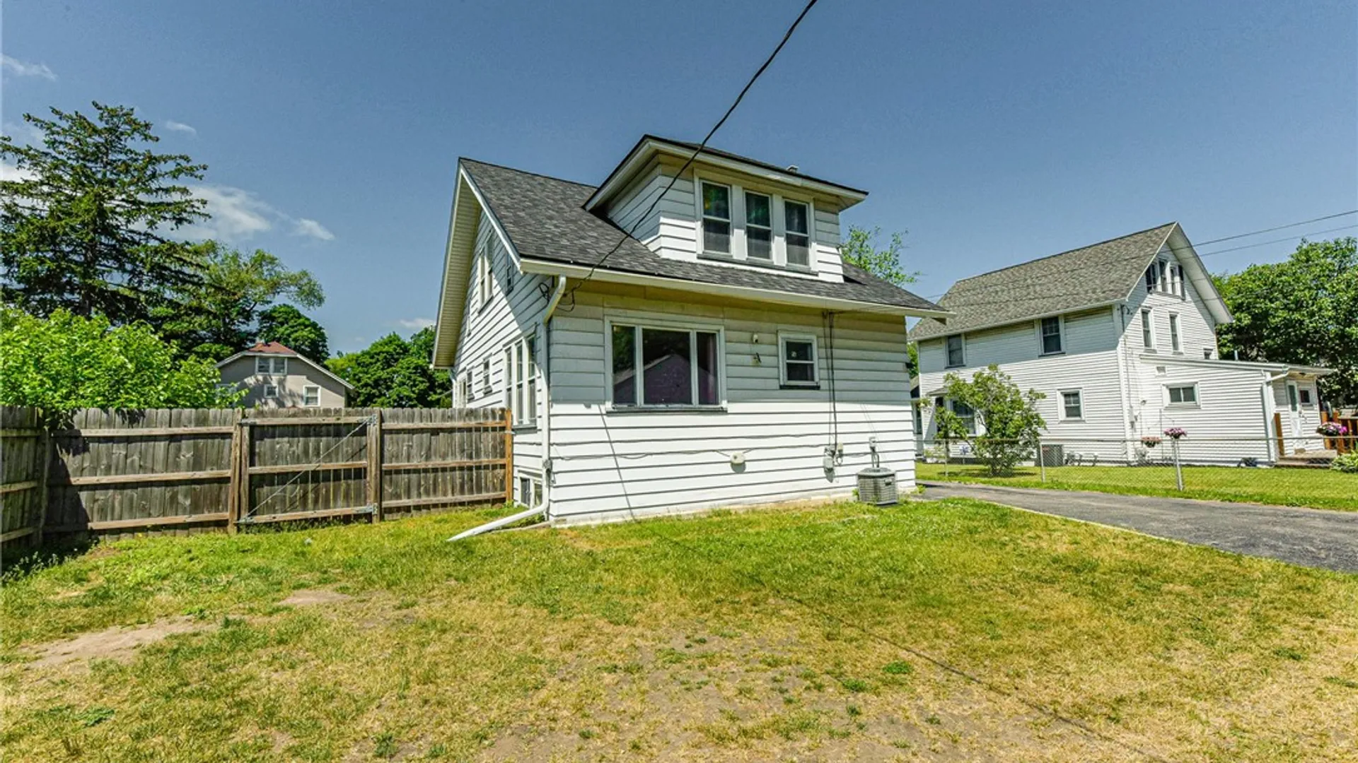 Property at 32 Walzer Road, Irondequoit, NY 14622 29