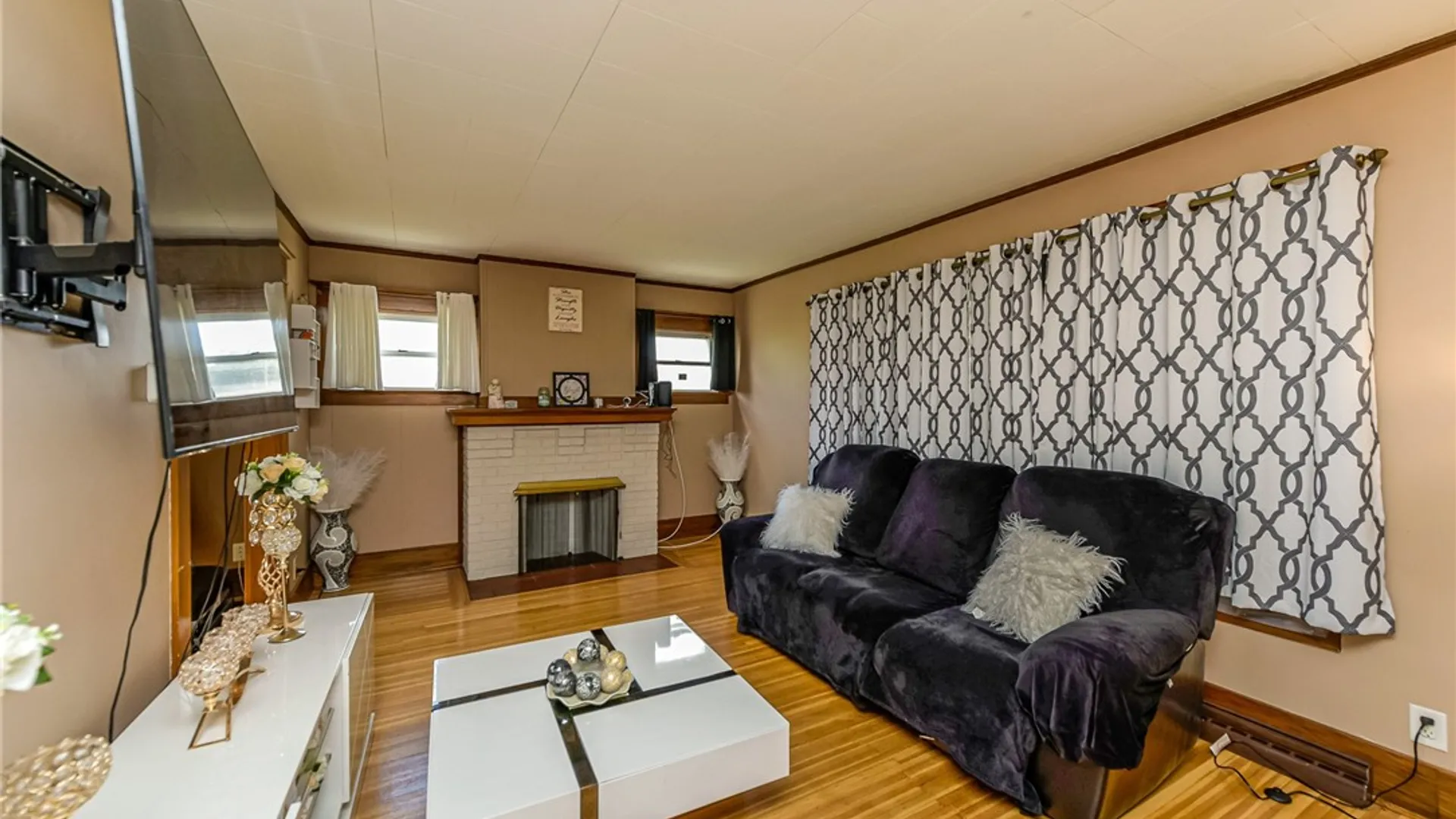 Property at 32 Walzer Road, Irondequoit, NY 14622 9