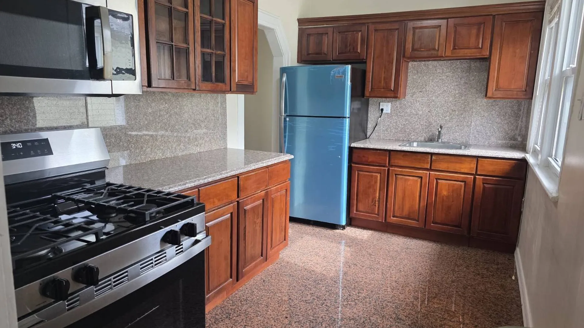 Property at 151-10 85th Dr, Briarwood, NY 11432 5