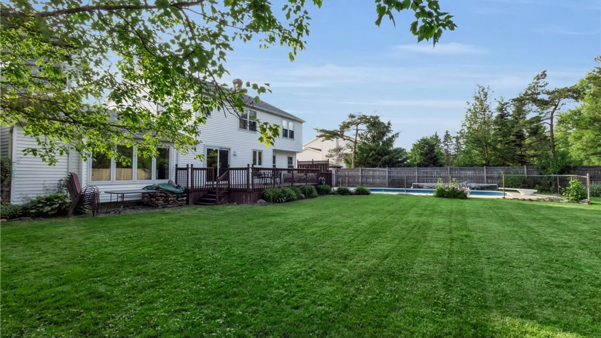 Property at 58 Cedar Ridge Drive, West Seneca, NY 14224 10