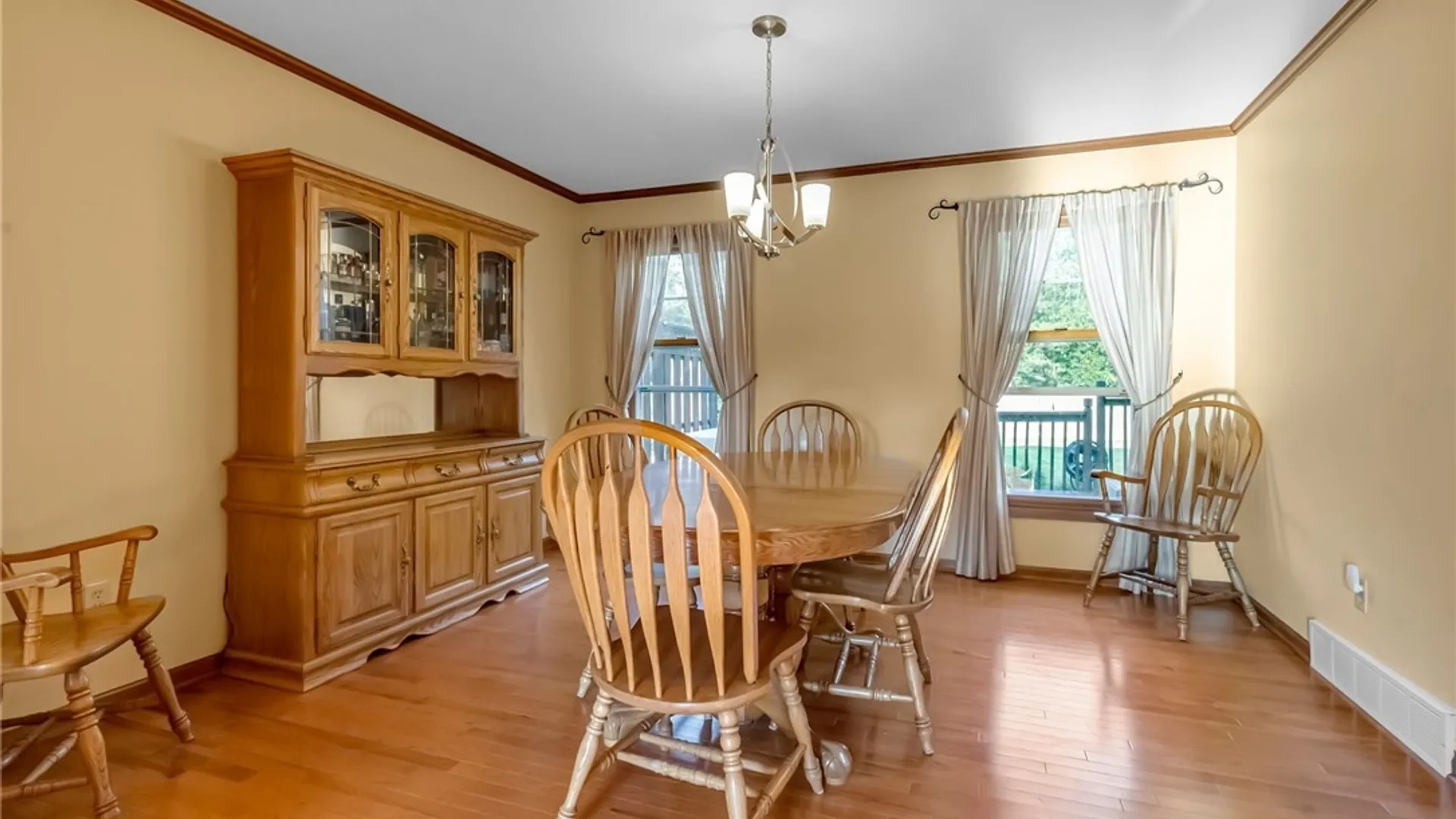 Property at 58 Cedar Ridge Drive, West Seneca, NY 14224 17