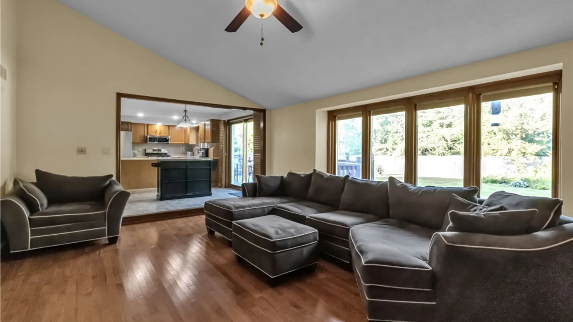Property at 58 Cedar Ridge Drive, West Seneca, NY 14224 20