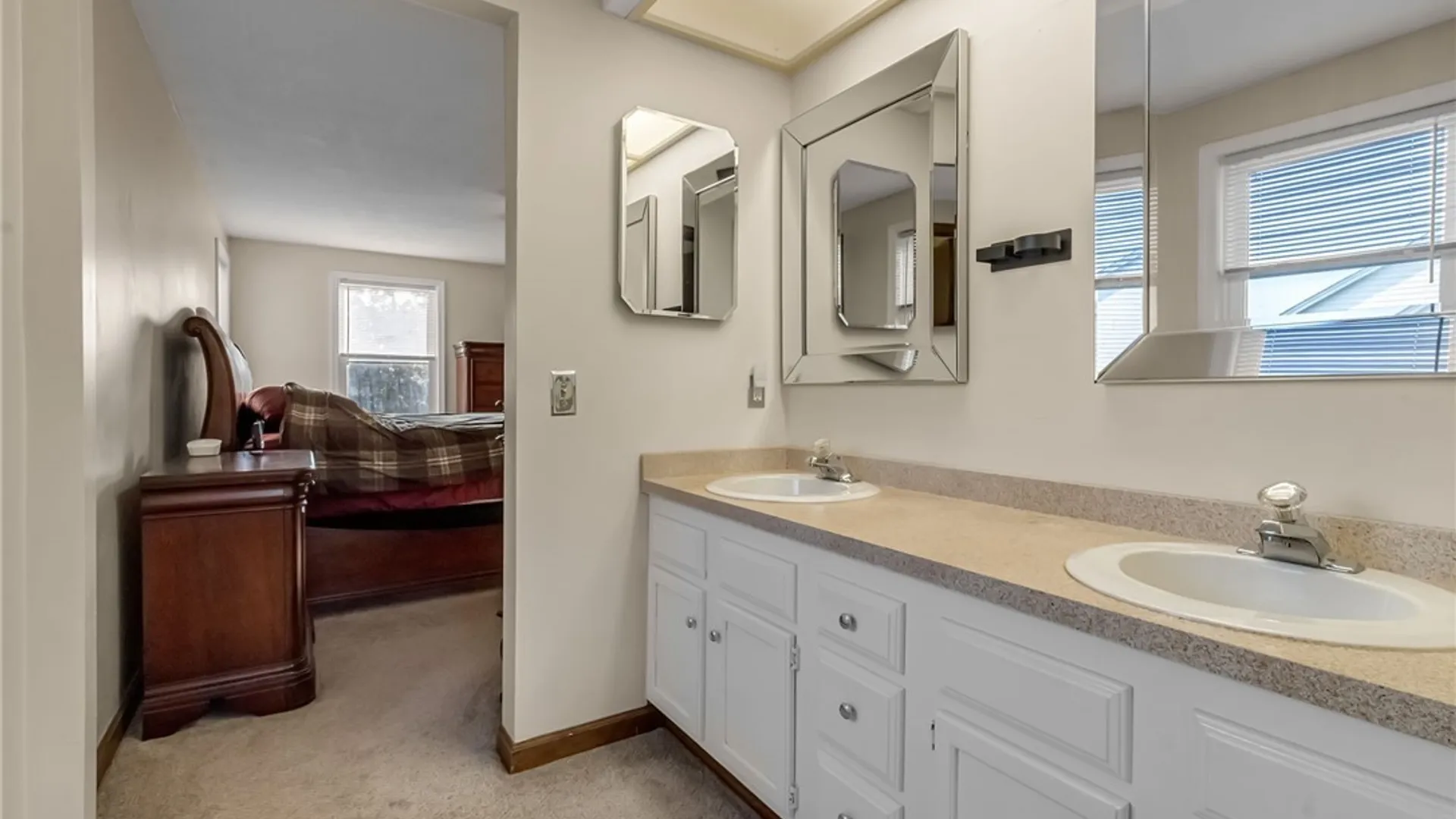 Property at 58 Cedar Ridge Drive, West Seneca, NY 14224 39