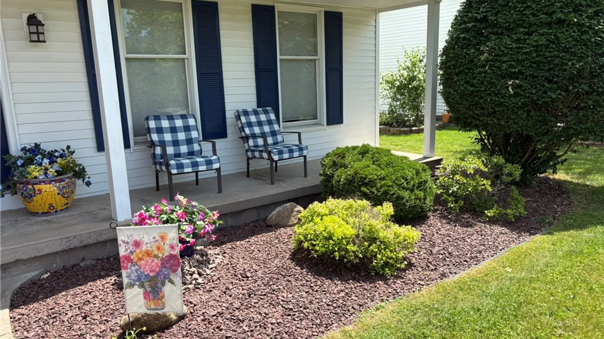 Property at 581 Bram Hall Drive, Greece, NY 14626 3
