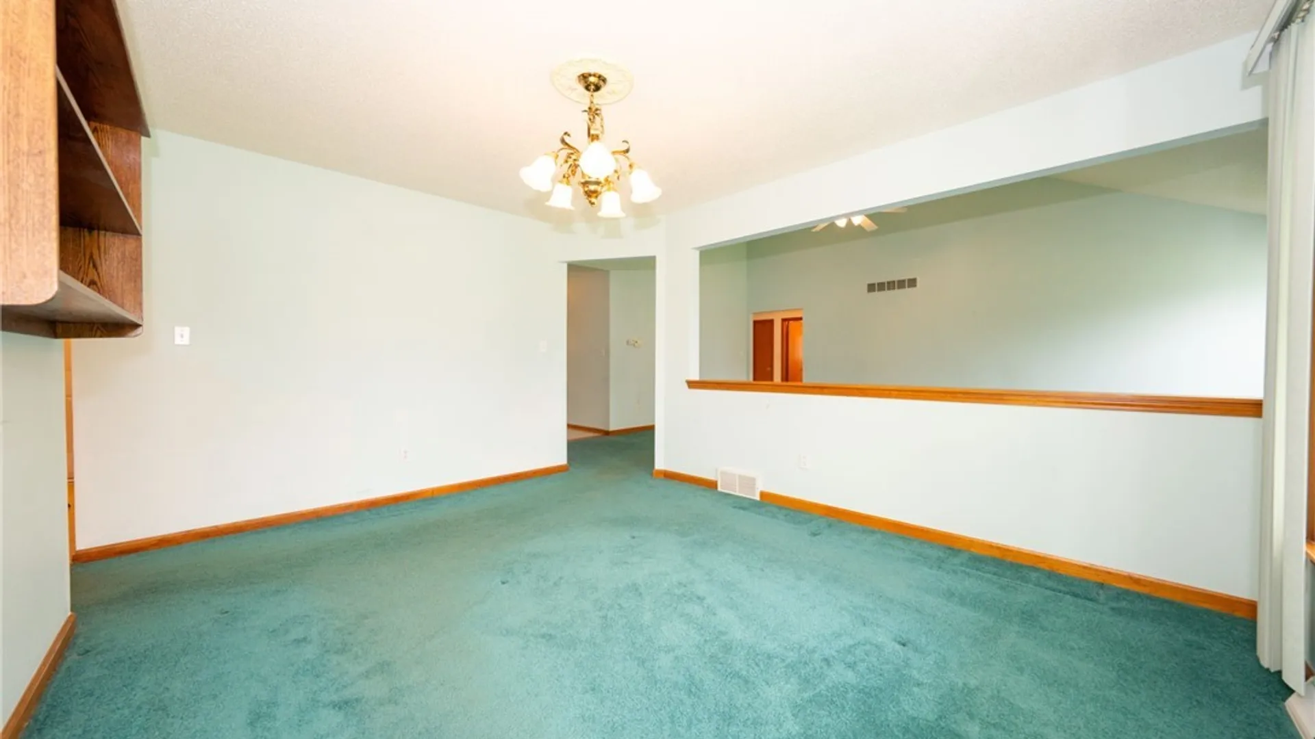 Property at 55 Ashley Drive, West Seneca, NY 14224 15