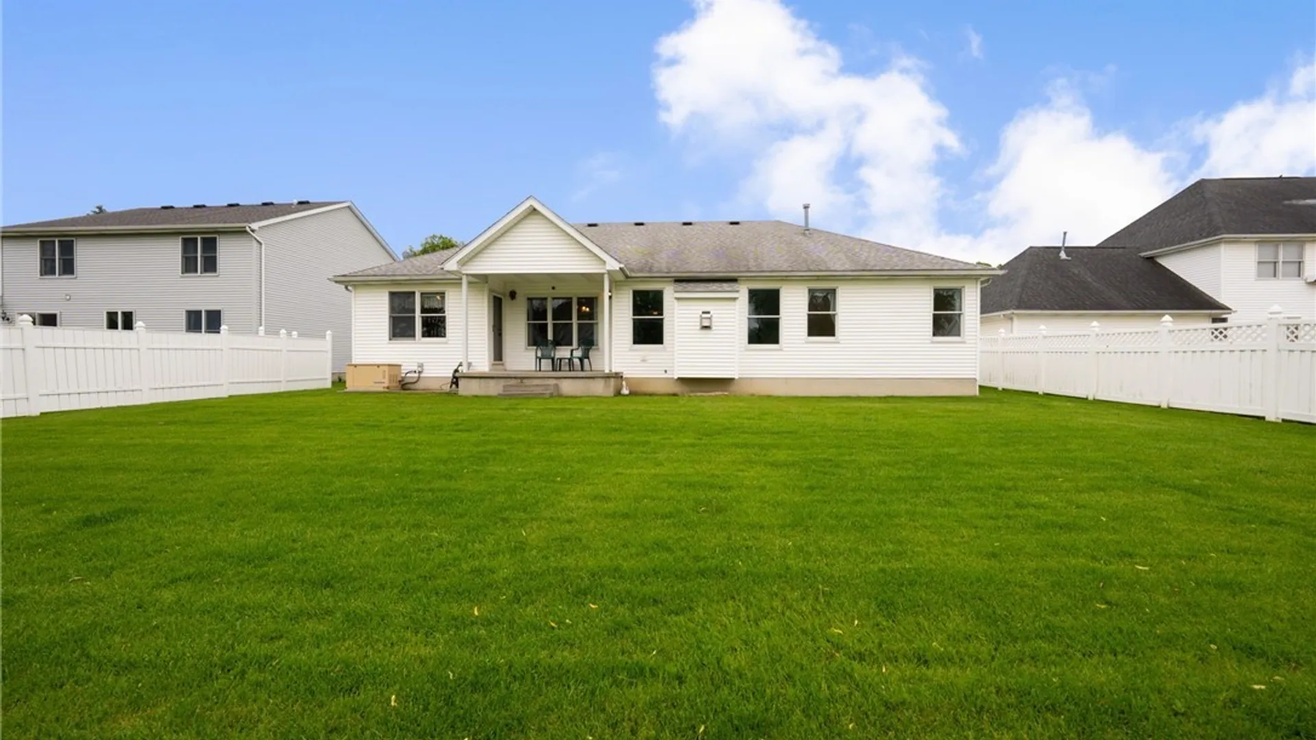 Property at 55 Ashley Drive, West Seneca, NY 14224 4