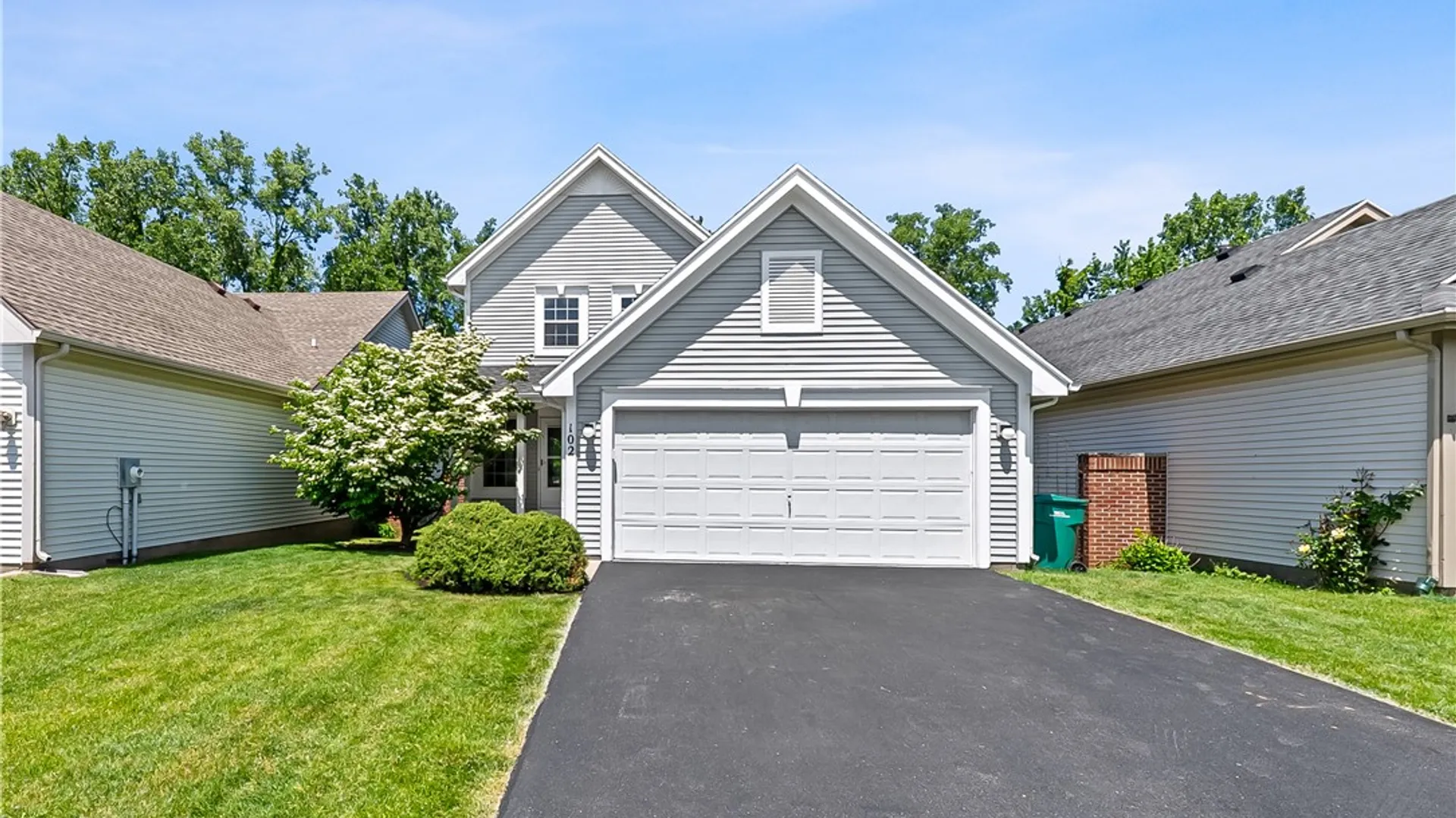 Property at 102 Cranbrook Ter, Webster, NY 14580 2