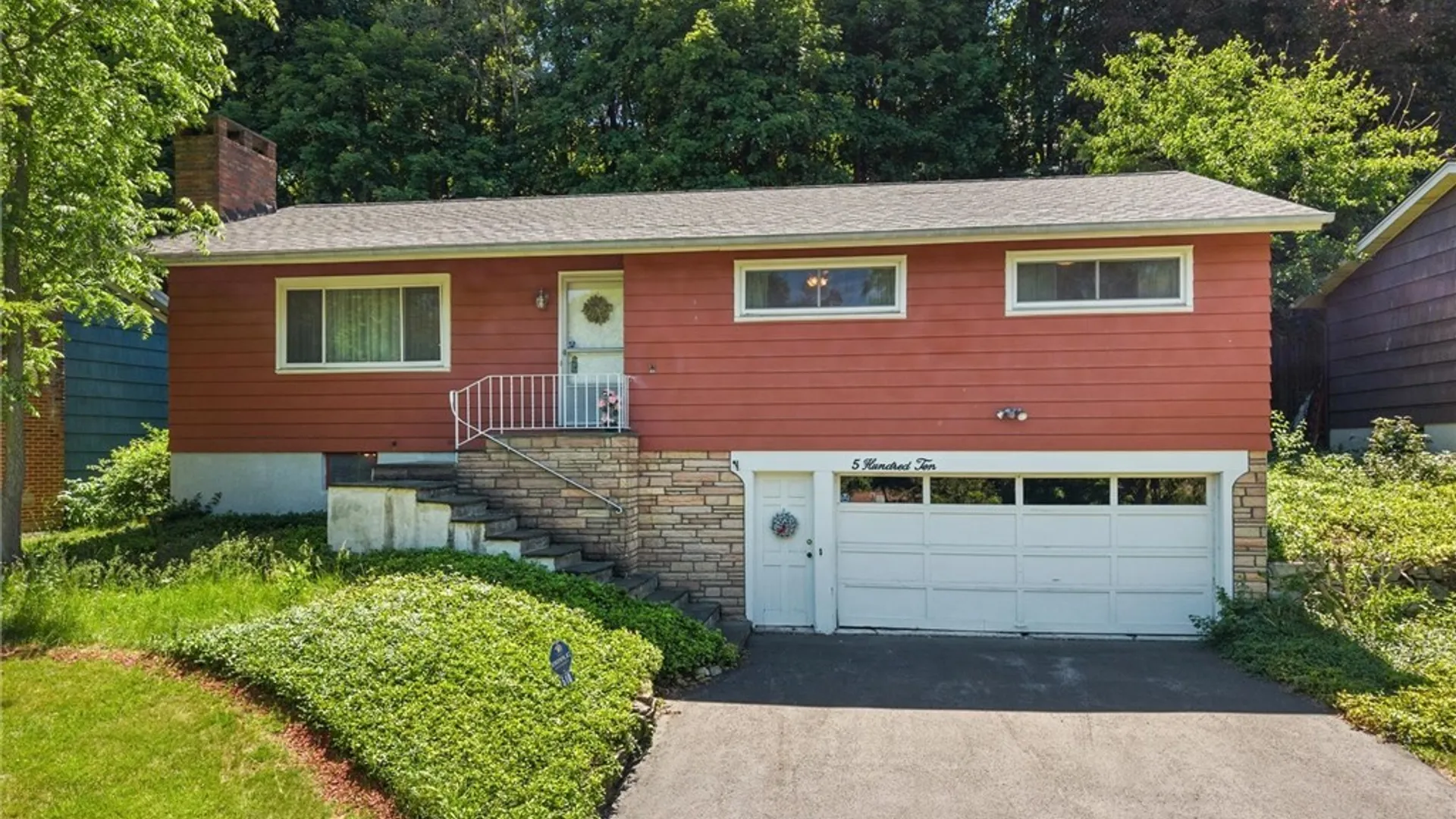Property at 510 Hillsboro Parkway, Syracuse, NY 13214 34