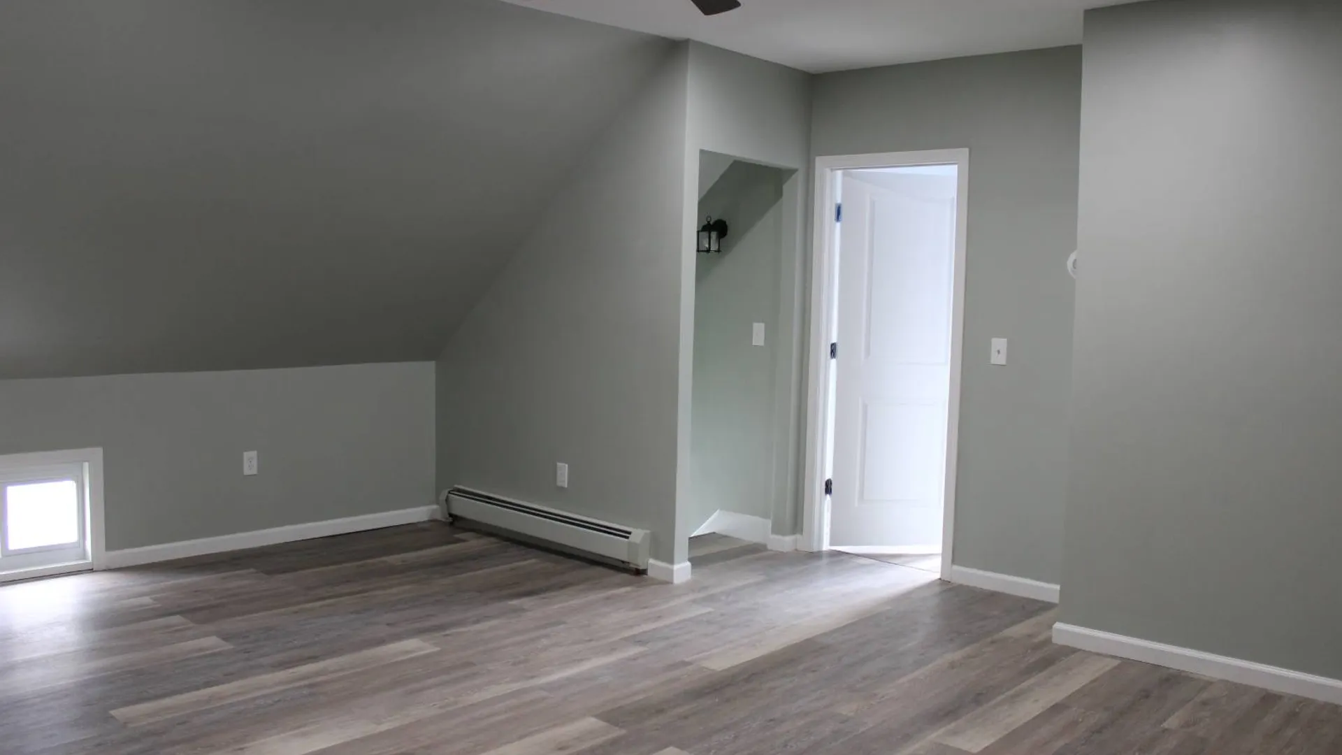 Property at 144 Hawk St S, Albany, NY 12202 29