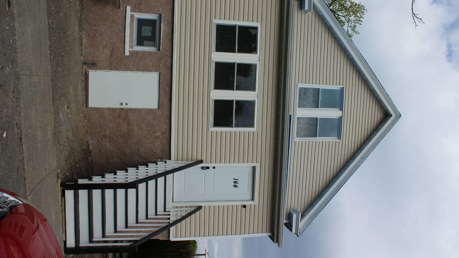 Property at 144 Hawk St S, Albany, NY 12202 5