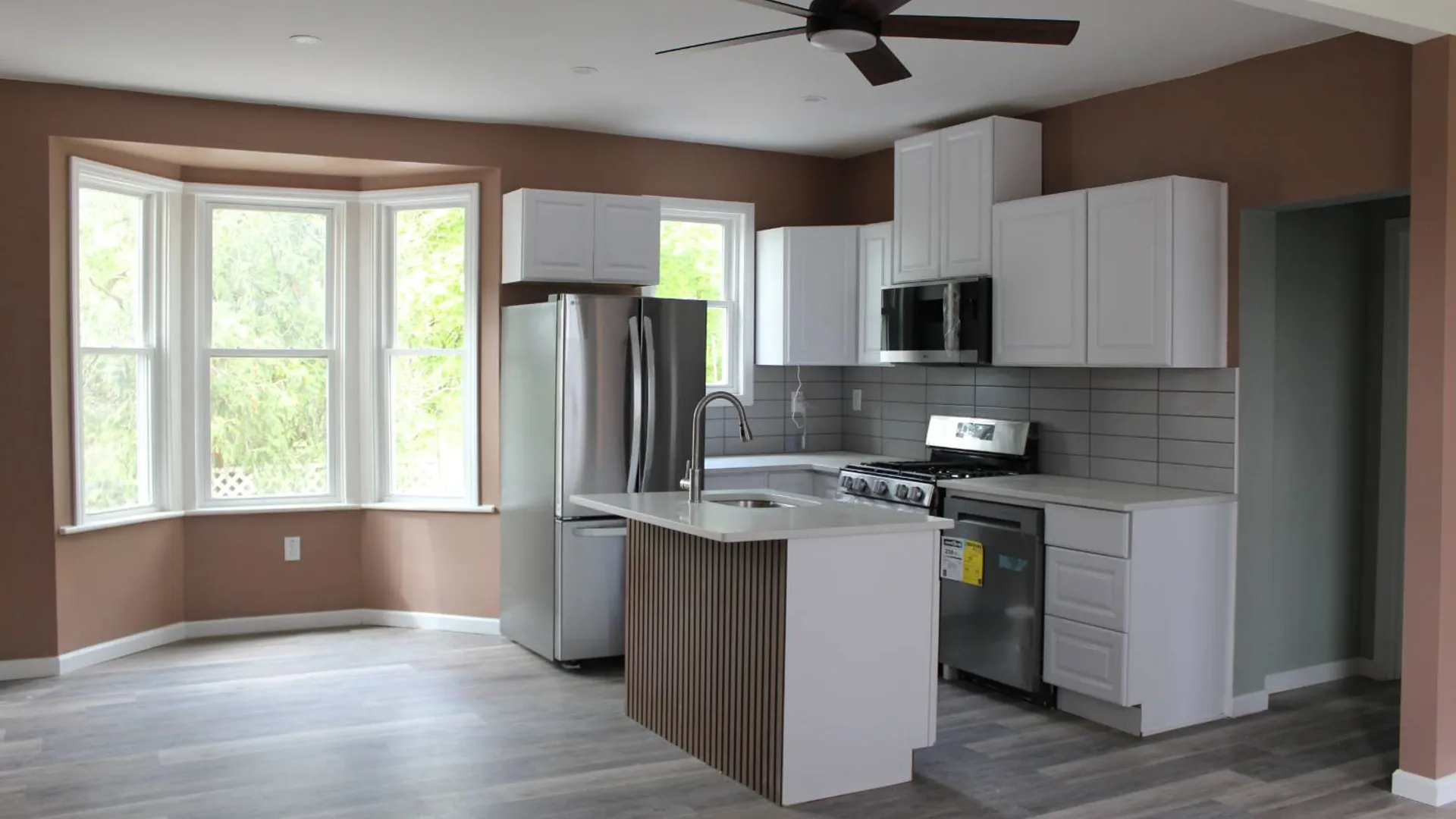 Property at 144 Hawk St S, Albany, NY 12202 9