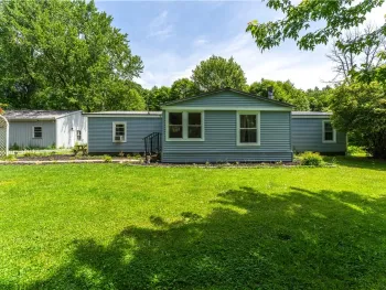 650 Pleasant Valley Road, Arcadia, NY 14489