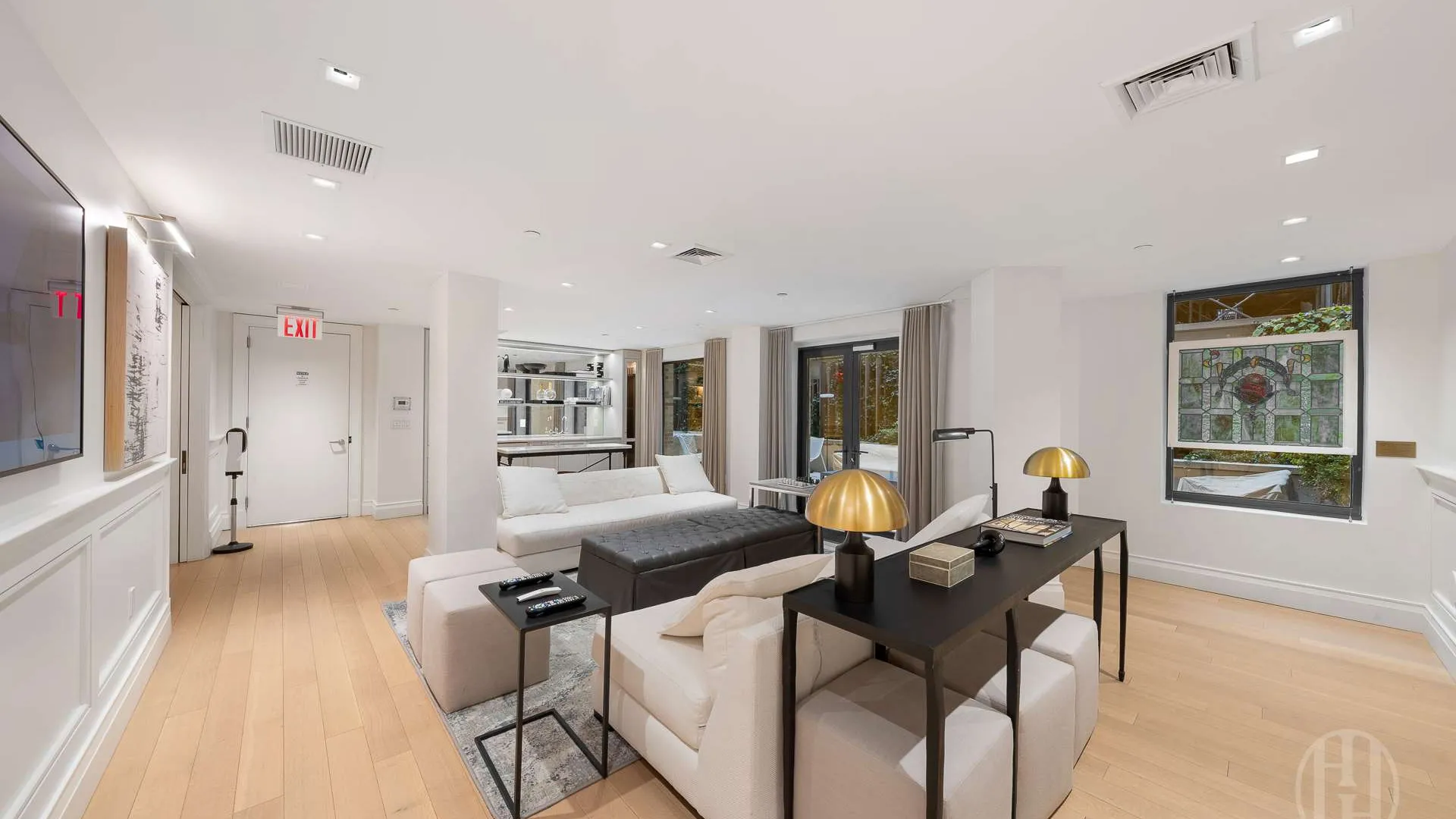 Property at 164 West 74th Street, New York, NY 10023 15