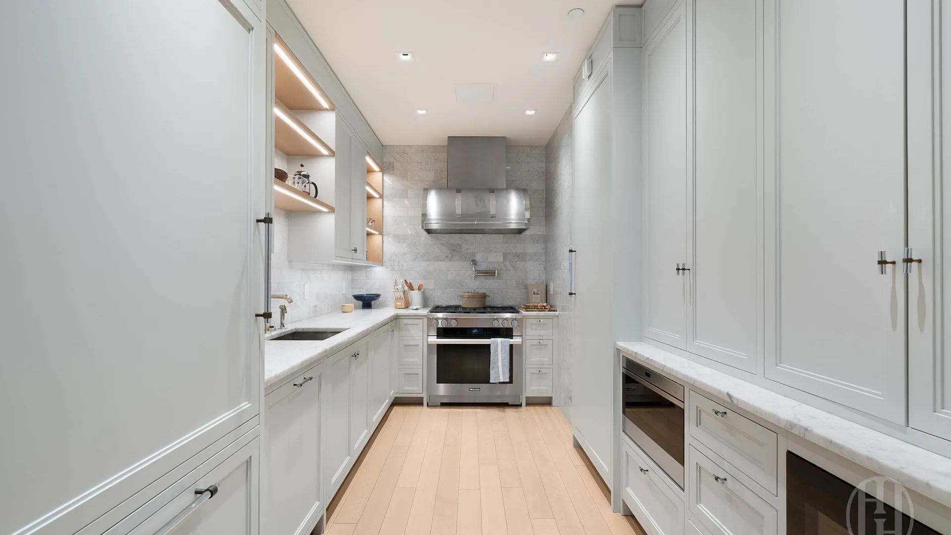Property at 164 West 74th Street, New York, NY 10023 20